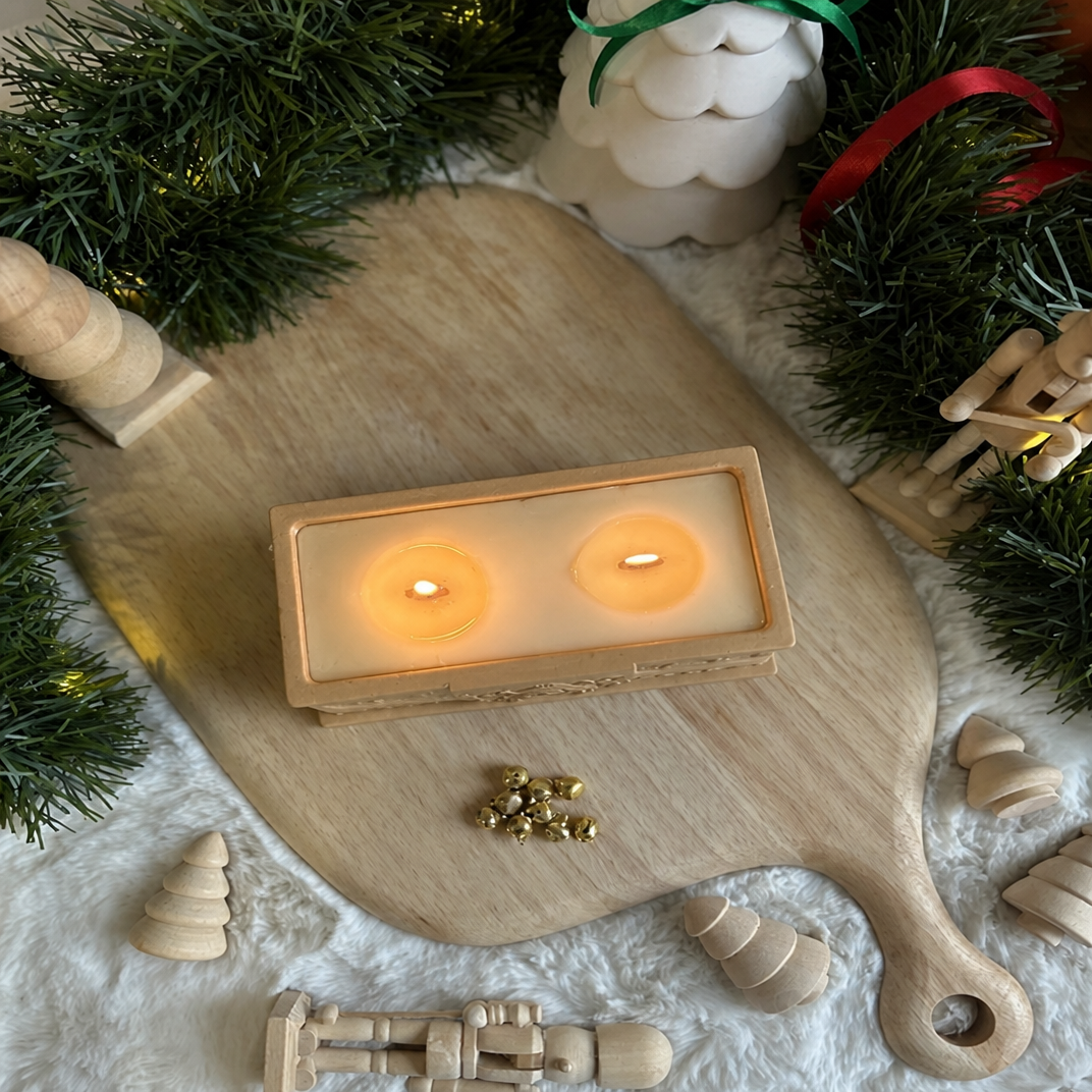 Christmas Cottage Soy Wax Candle – Gingerbread Scented | 64 Hour Burn
