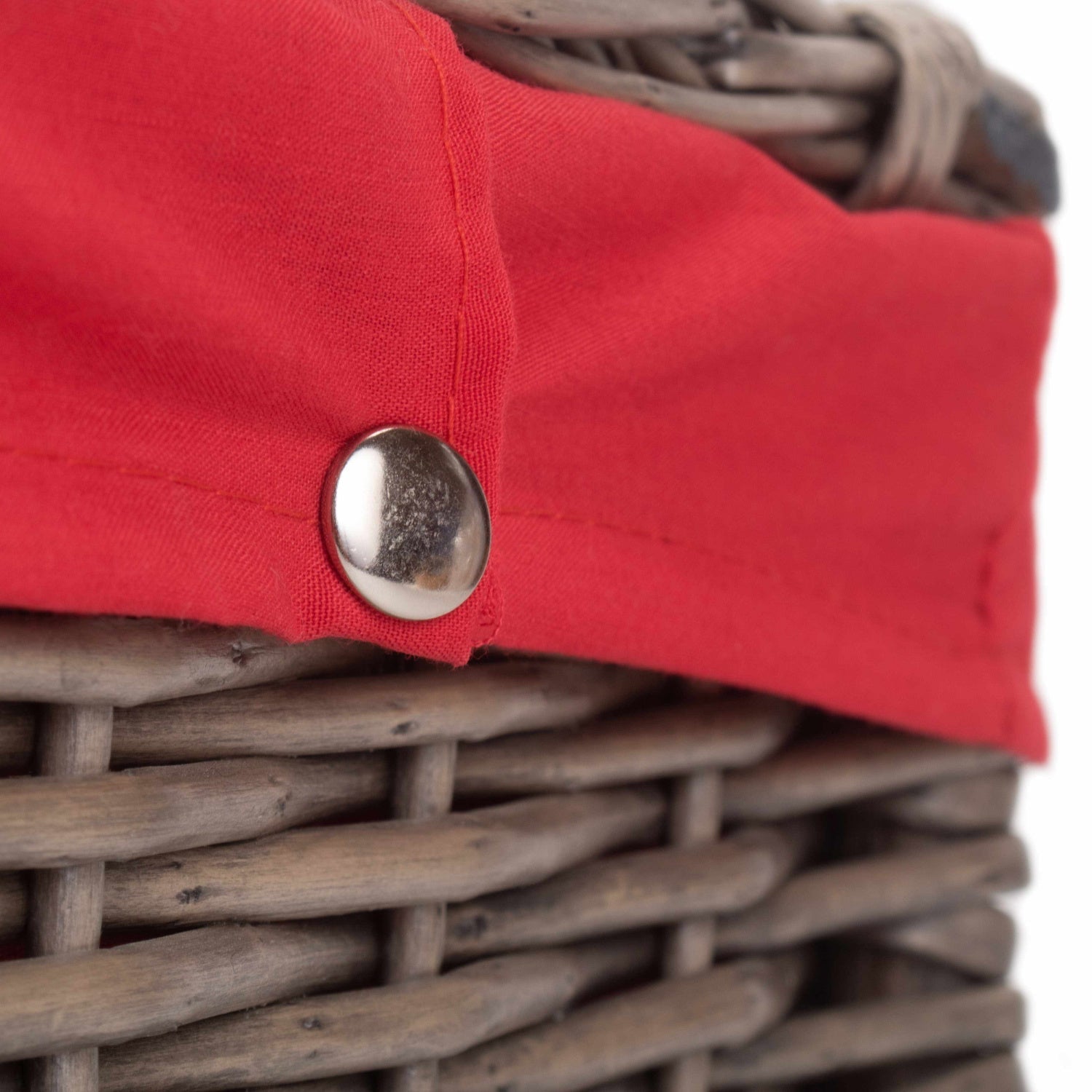 14 Inch Antique Wash Willow Hamper with Red Lining - REGN