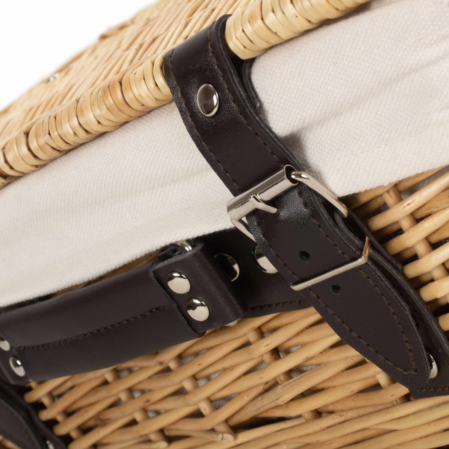 14 Inch Buff Willow Wicker Hamper with White Lining - REGN