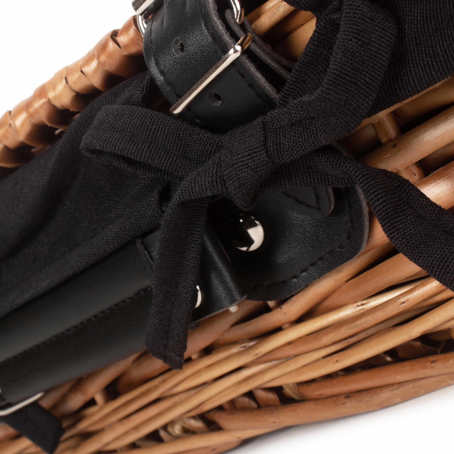 14 Inch Split Willow Hamper with Black Lining - REGN