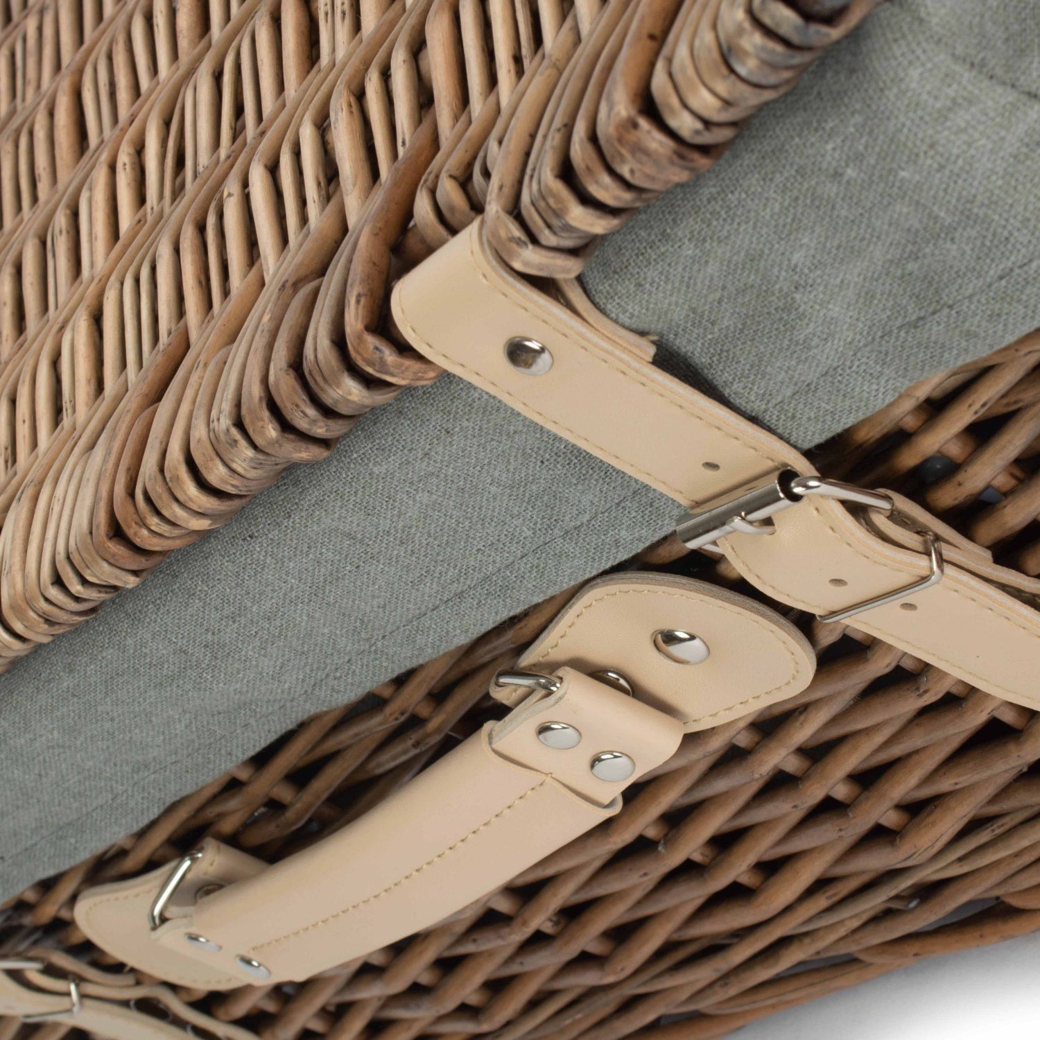 18 Inch Antique Wash Willow Hamper with Grey Sage Lining - REGN