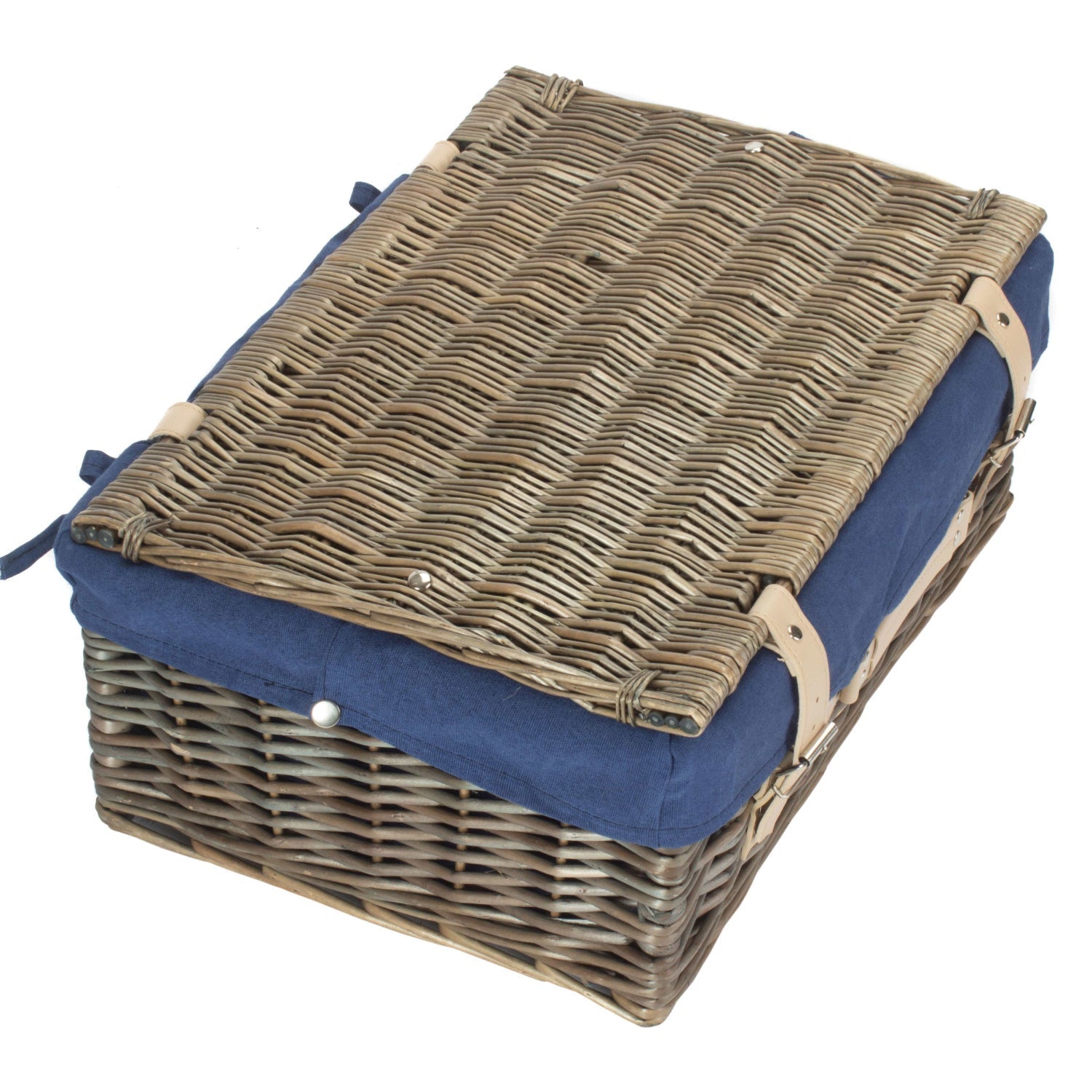 18 Inch Antique Wash Willow Hamper with Navy Blue Lining - REGN