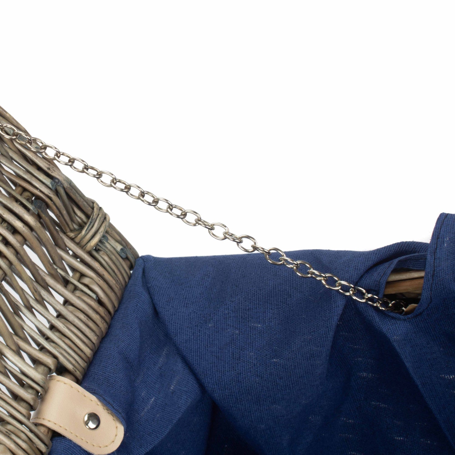 18 Inch Antique Wash Willow Hamper with Navy Blue Lining - REGN