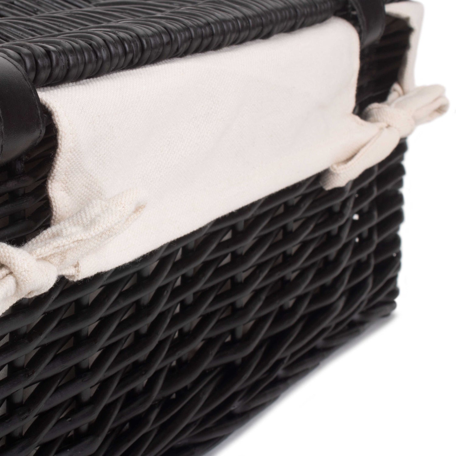 18 Inch Black Willow Hamper with White Lining - REGN