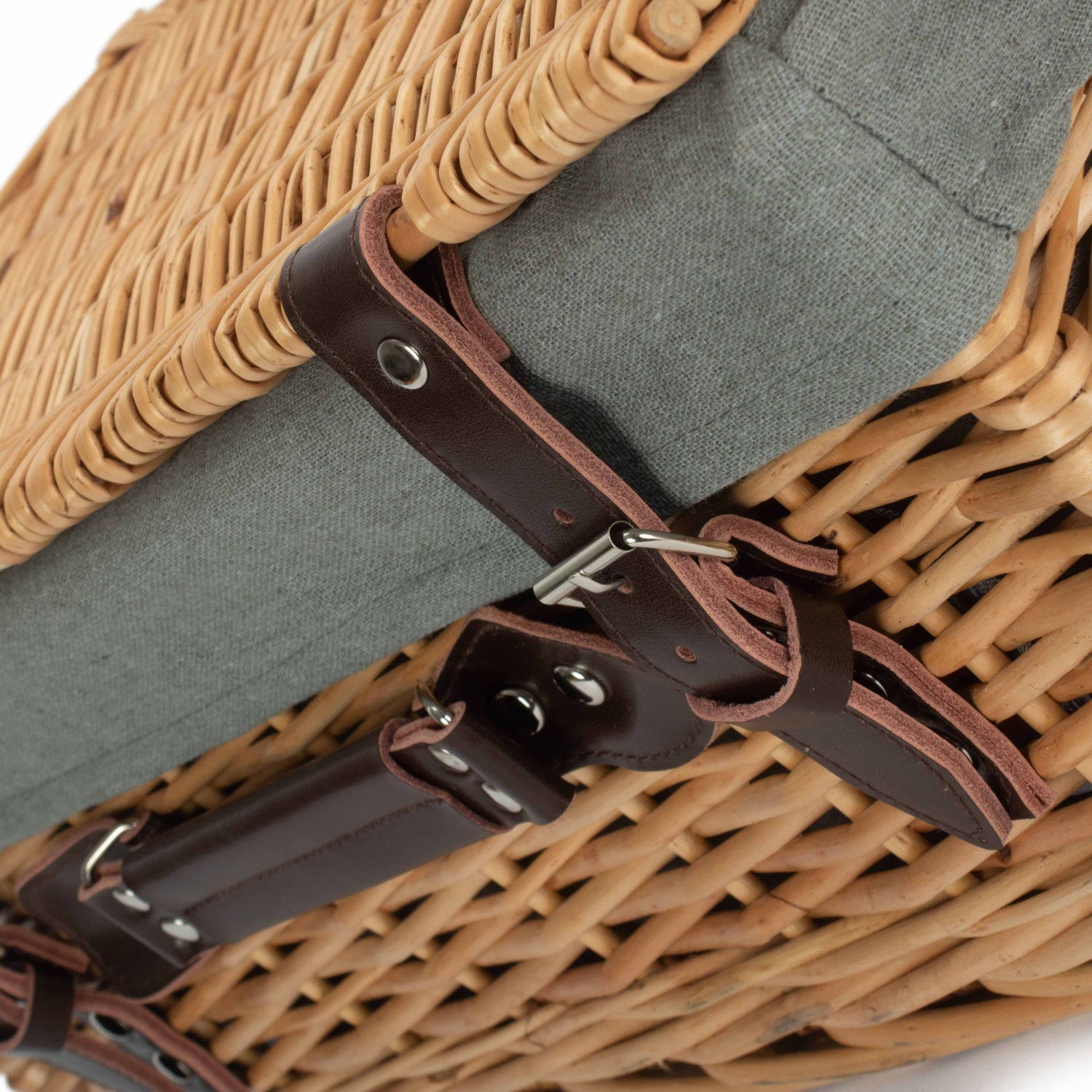 18 Inch Buff Willow Hamper Trunk with Grey Sage Lining - REGN