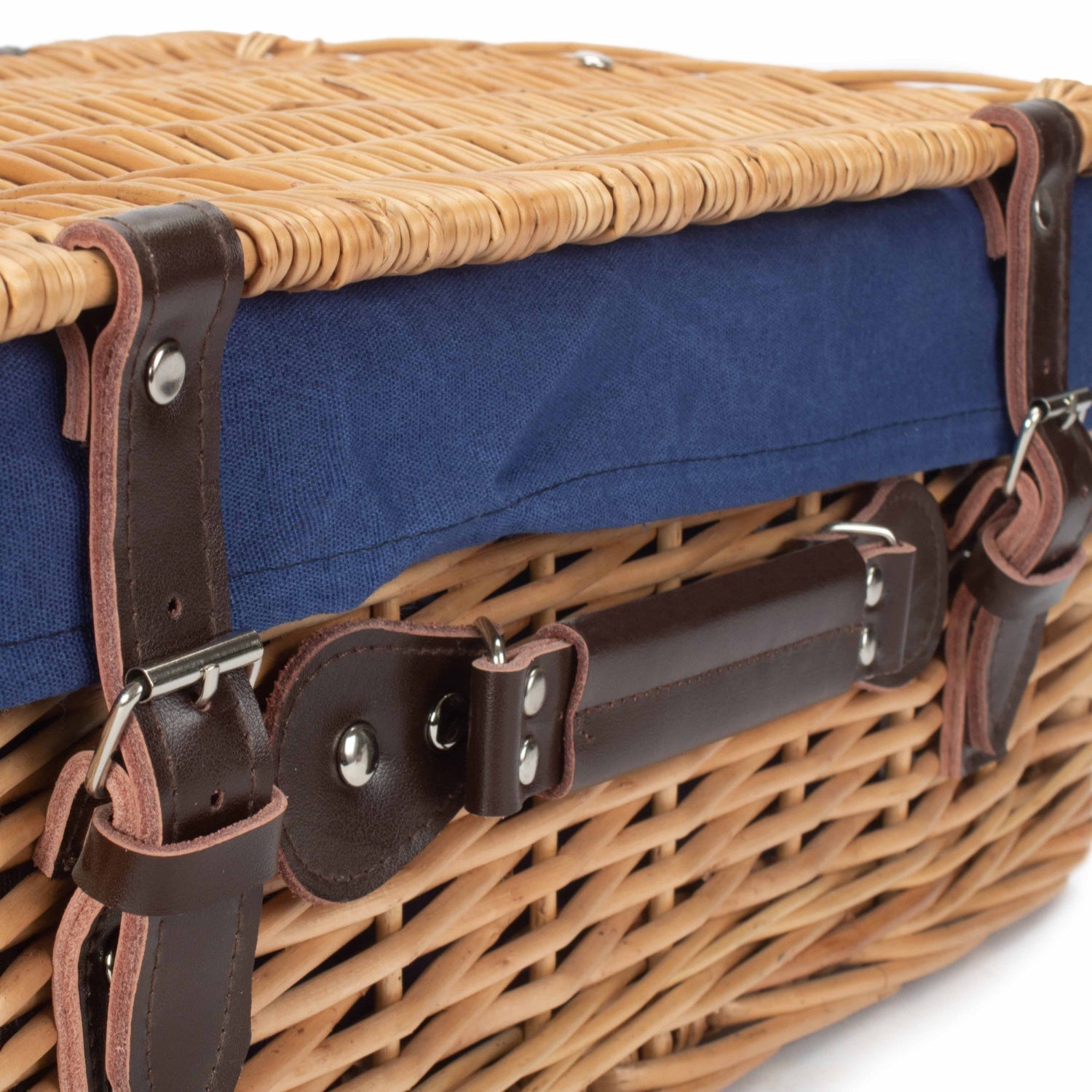 18 Inch Buff Willow Hamper Trunk with Navy Blue Lining - REGN