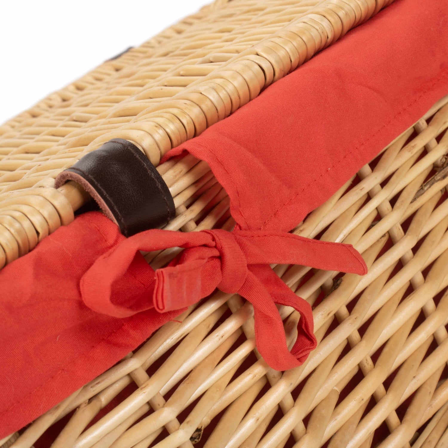 18 Inch Buff Willow Hamper Trunk with Red Lining - REGN
