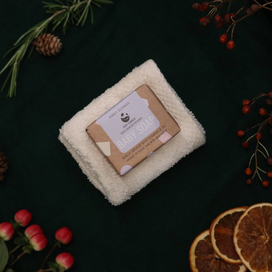 Little Christmas Baby Bath Bundle – Gentle Soap & Organic Cotton ClothLittle Christmas Baby Bath Bundle – Gentle Soap & Organic Cotton Cloth
