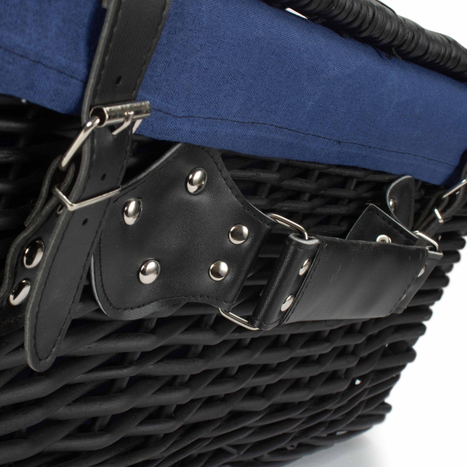 20 Inch Black Willow Hamper with Navy Blue Lining - REGN