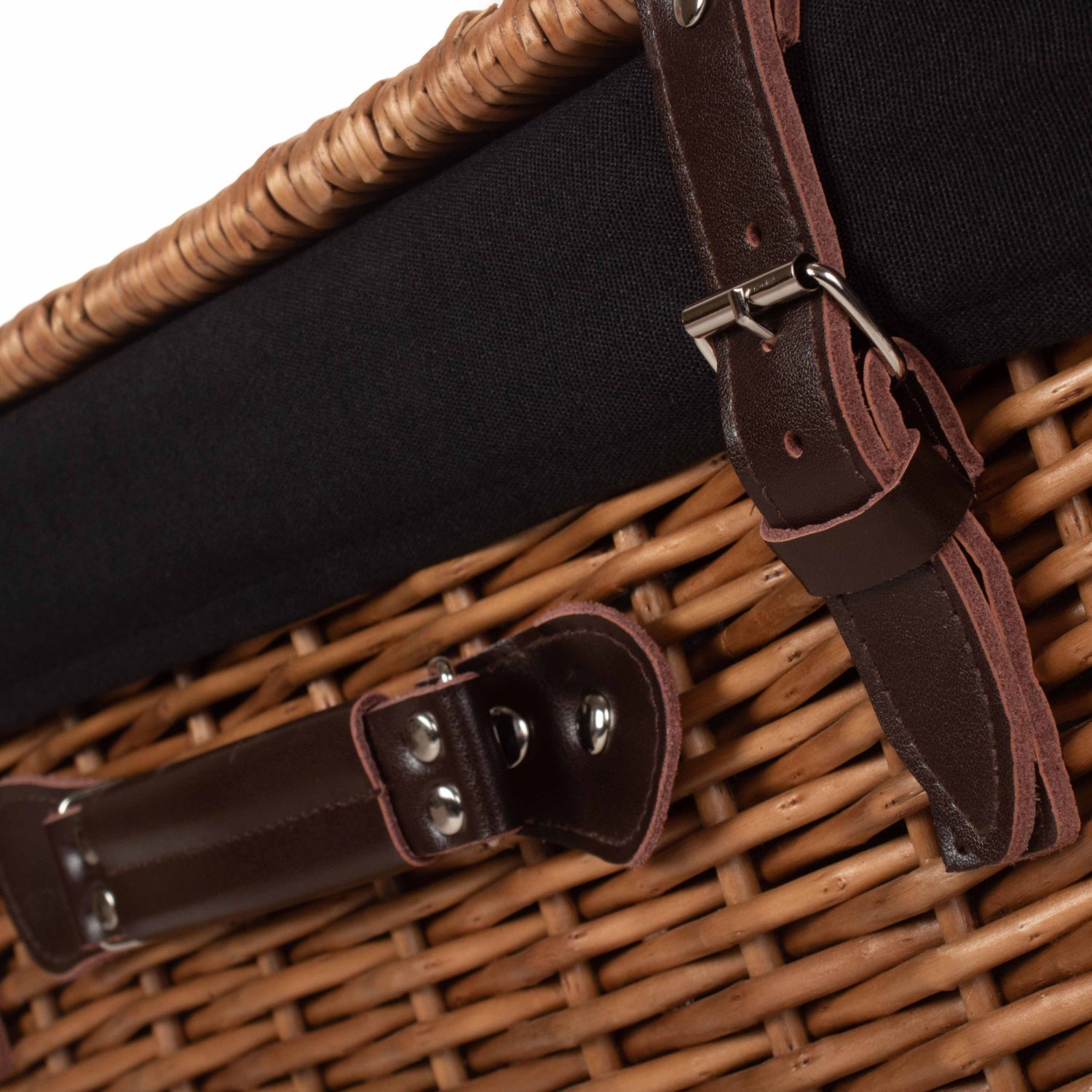 20 Inch Double Steamed WIllow Hamper Trunk with Black Lining - REGN