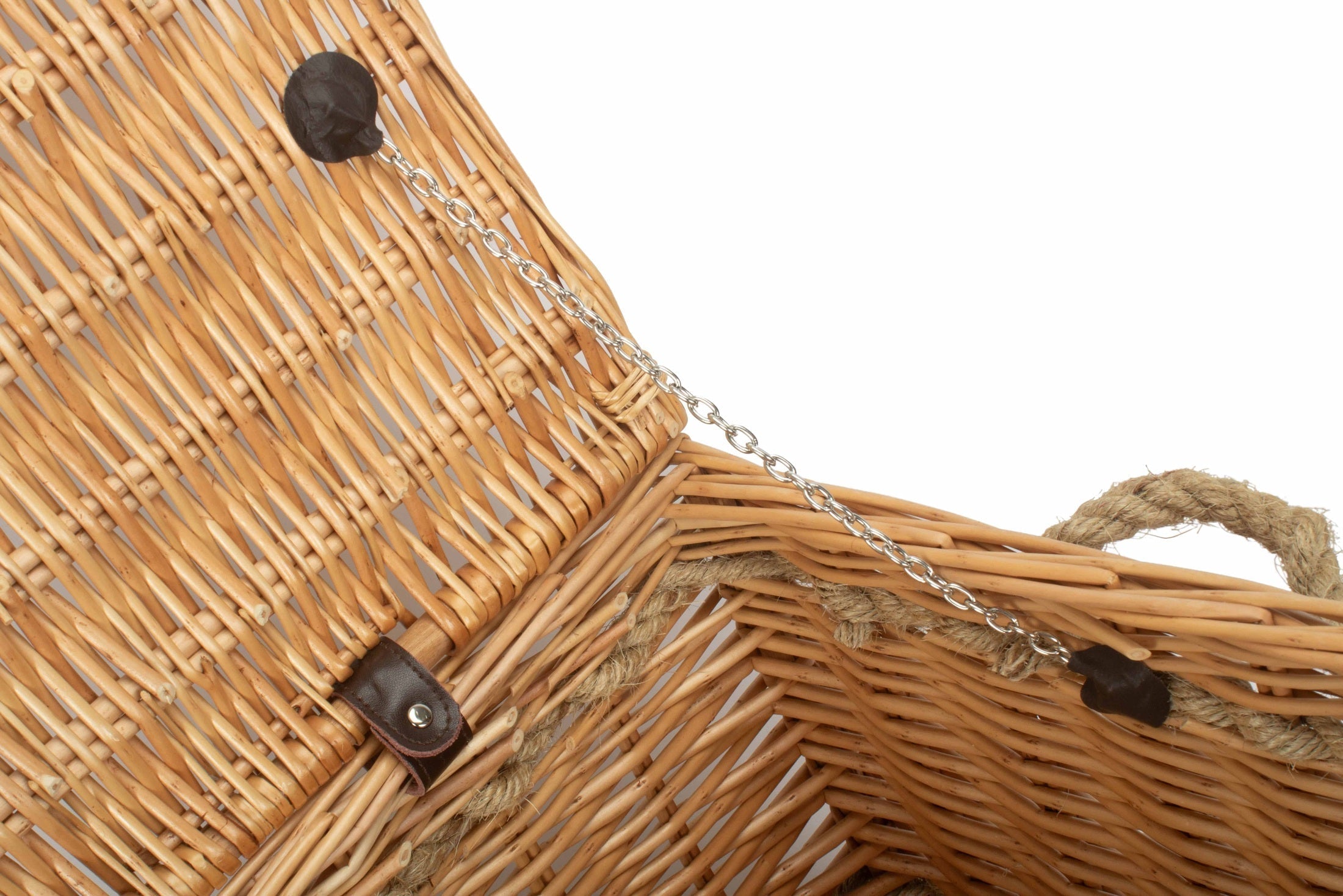 24 Inch Rope Handled Willow Hamper Trunk - REGN