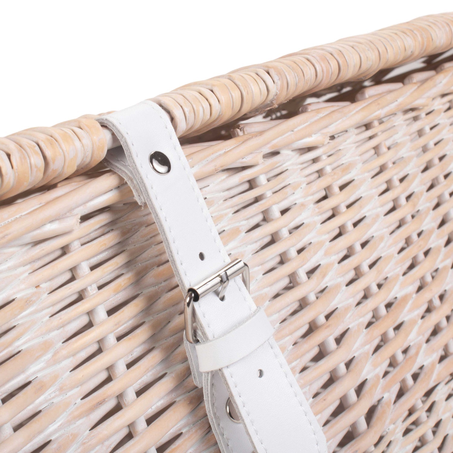 24 Inch White Wash Willow Chest Hamper - REGN