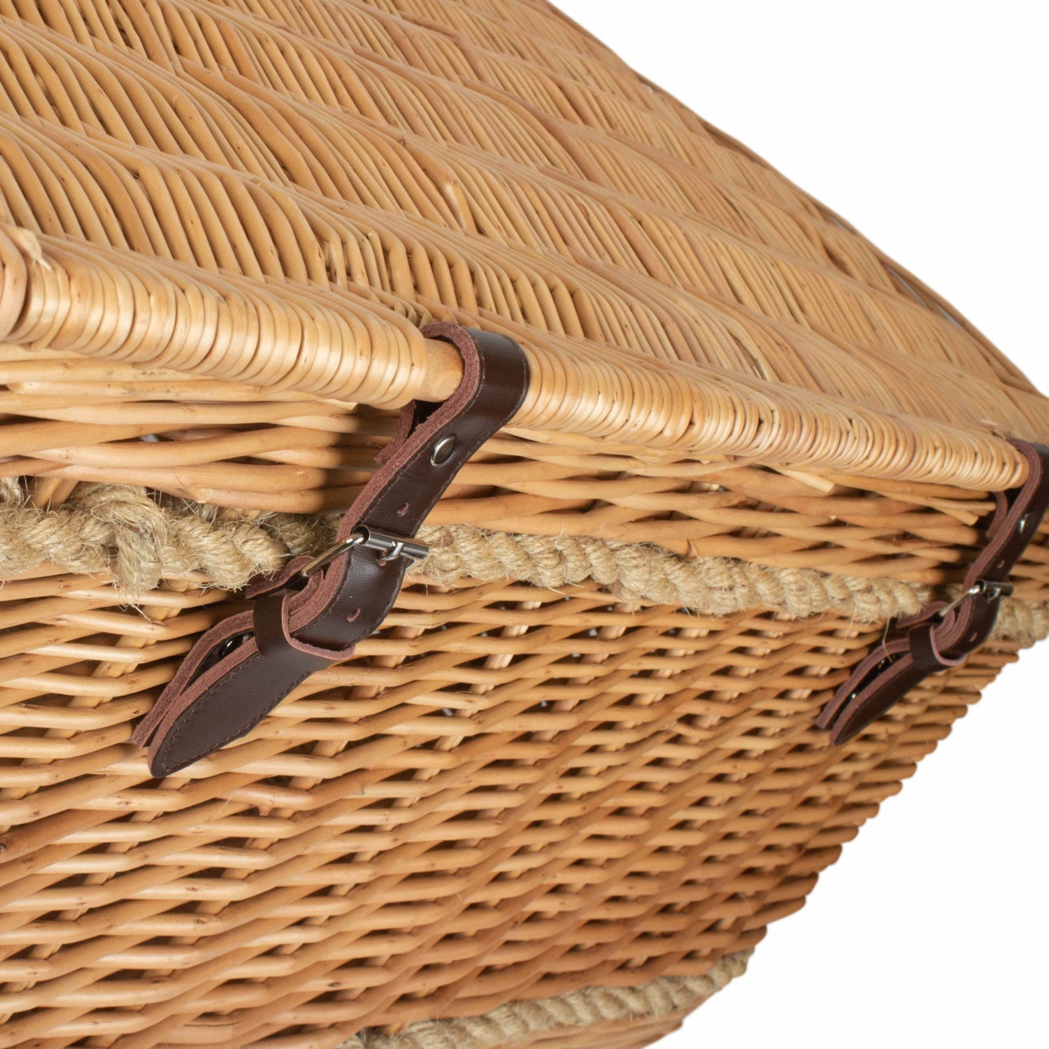 28 Inch Rope Handled Willow Hamper Trunk - REGN