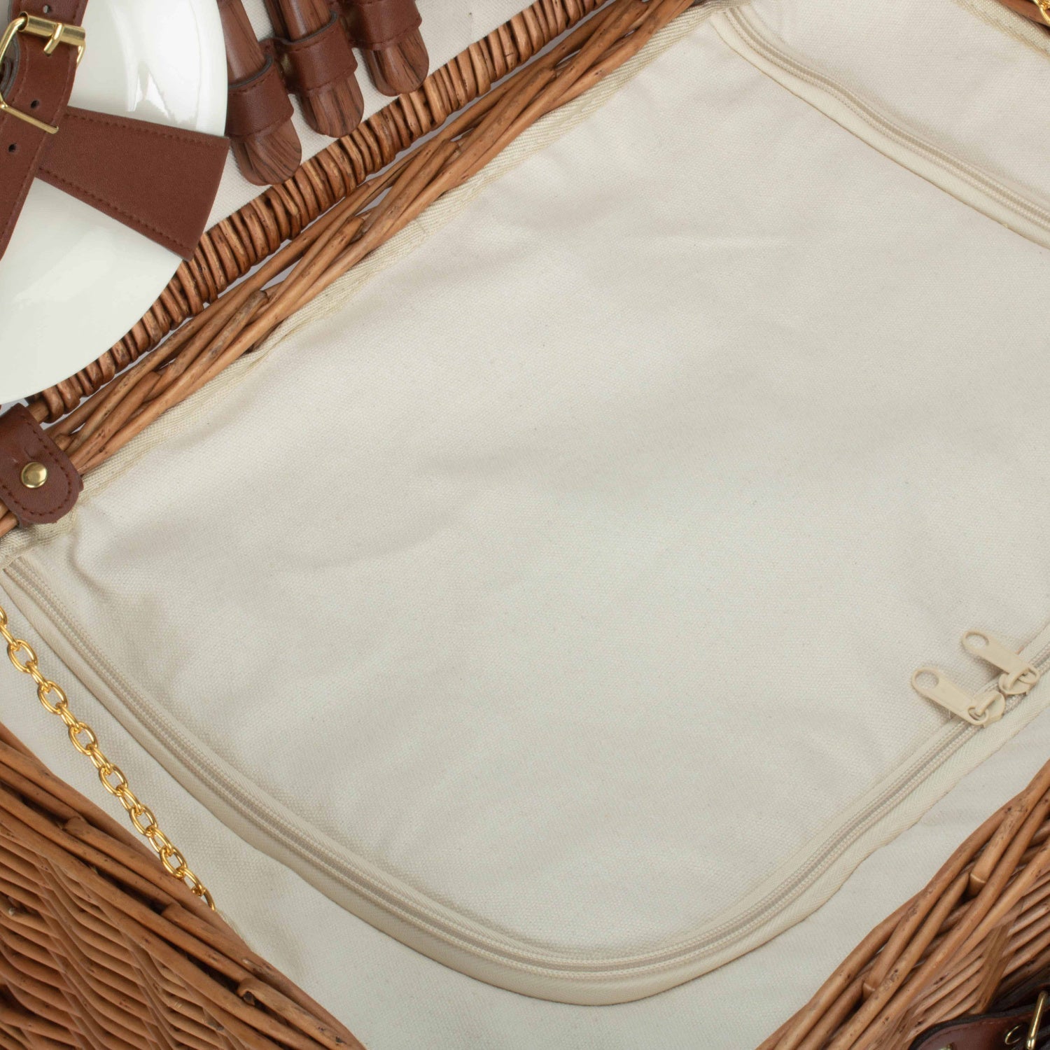 6 Person Classic Picnic Hamper - REGN