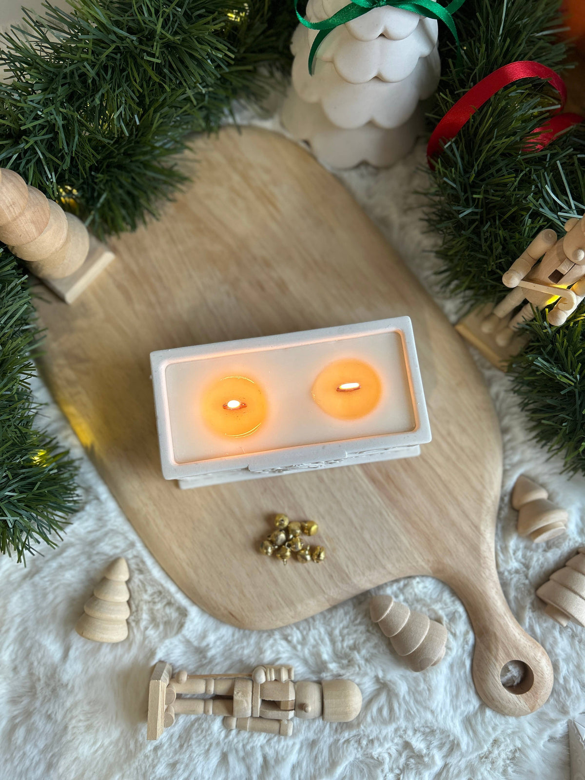 Christmas Cottage Soy Wax Candle – Cinnamon & Clove Scented | 64 Hour Burn