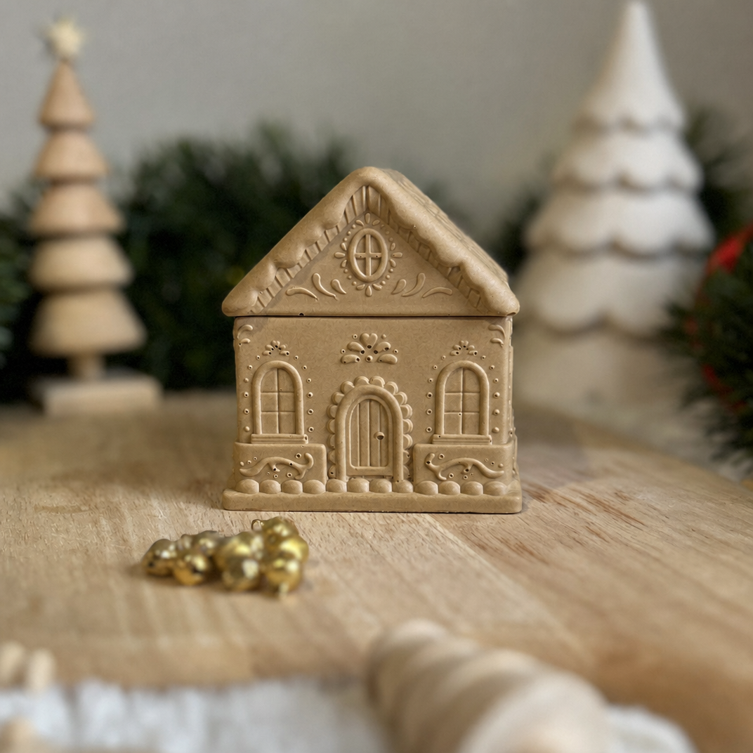 Gingerbread House Scented Soy Wax Christmas Cottage Candle | 30 Hour Burn