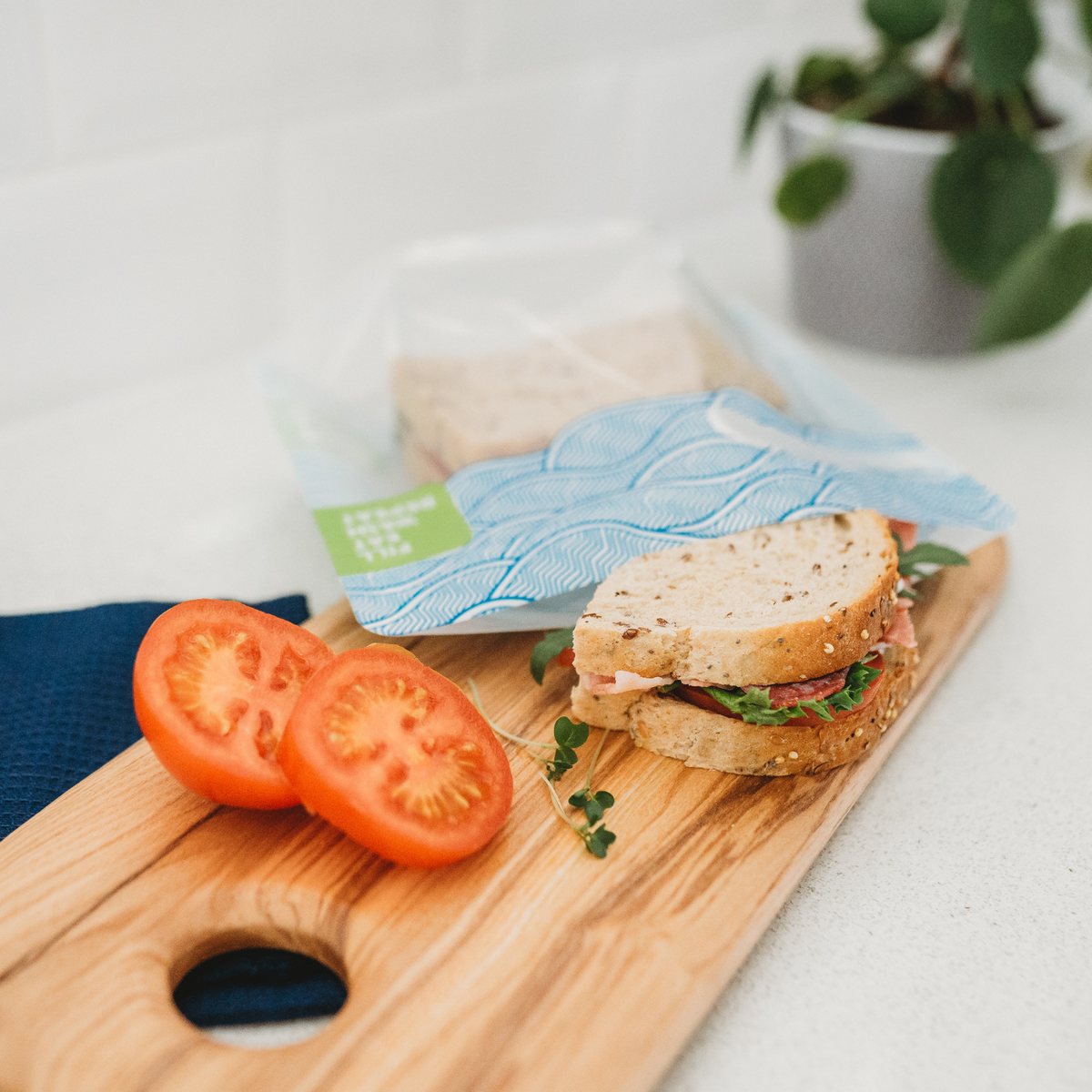 4 WAVE Reusable Sandwich Bags | Pack of 4 | Washable Lunch Bags