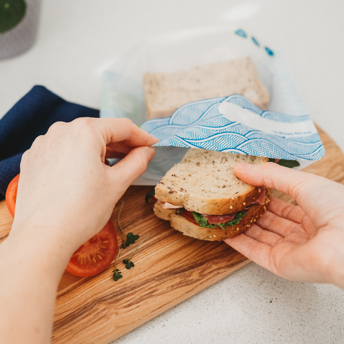 4 WAVE Reusable Sandwich Bags | Pack of 4 | Washable Lunch Bags