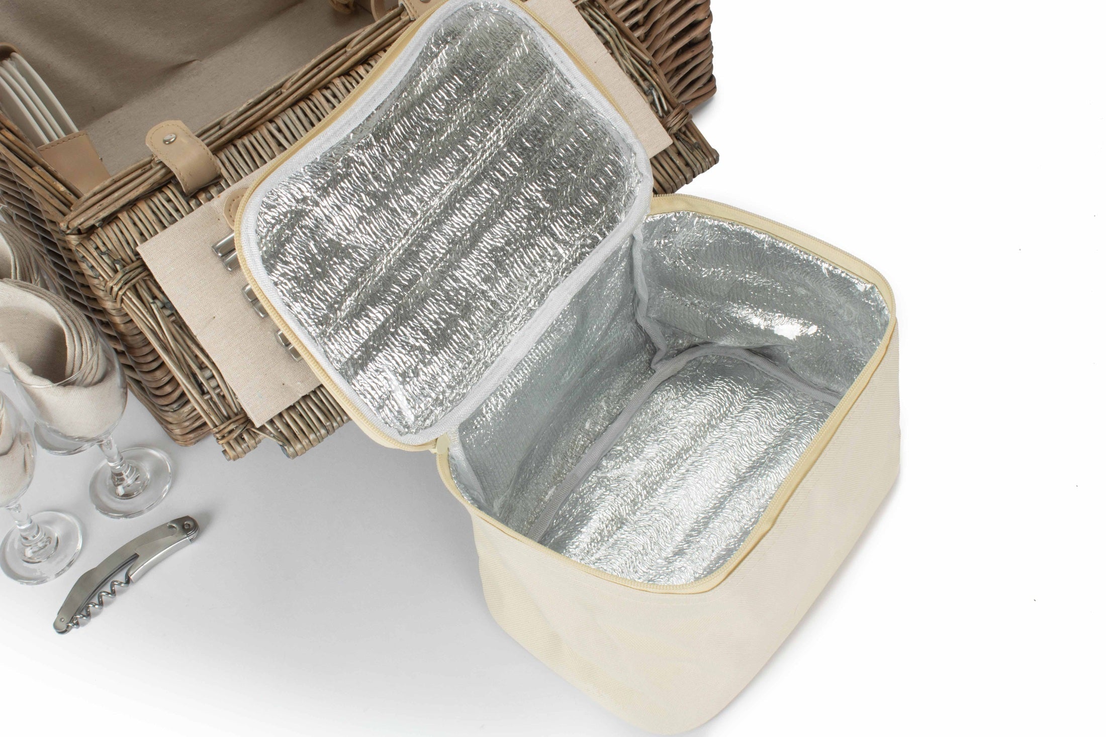 Antique Wash Lidded 4 Person Hamper - REGN