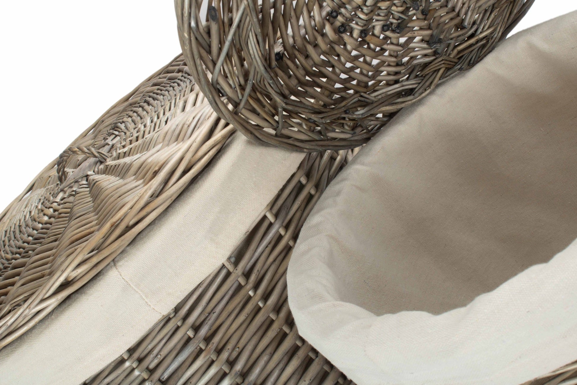 Antique Wash Willow Round Linen Basket with White Lining Set 2 - REGN