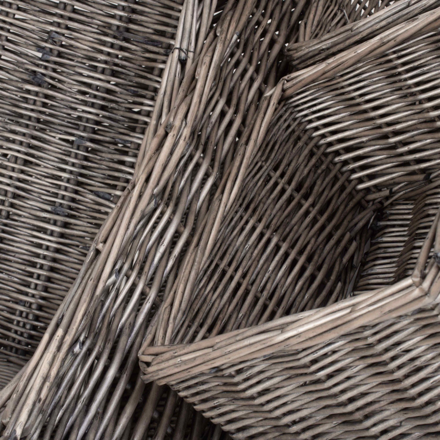 Antique Wash Willow Tray Baskets Set 4 - REGN