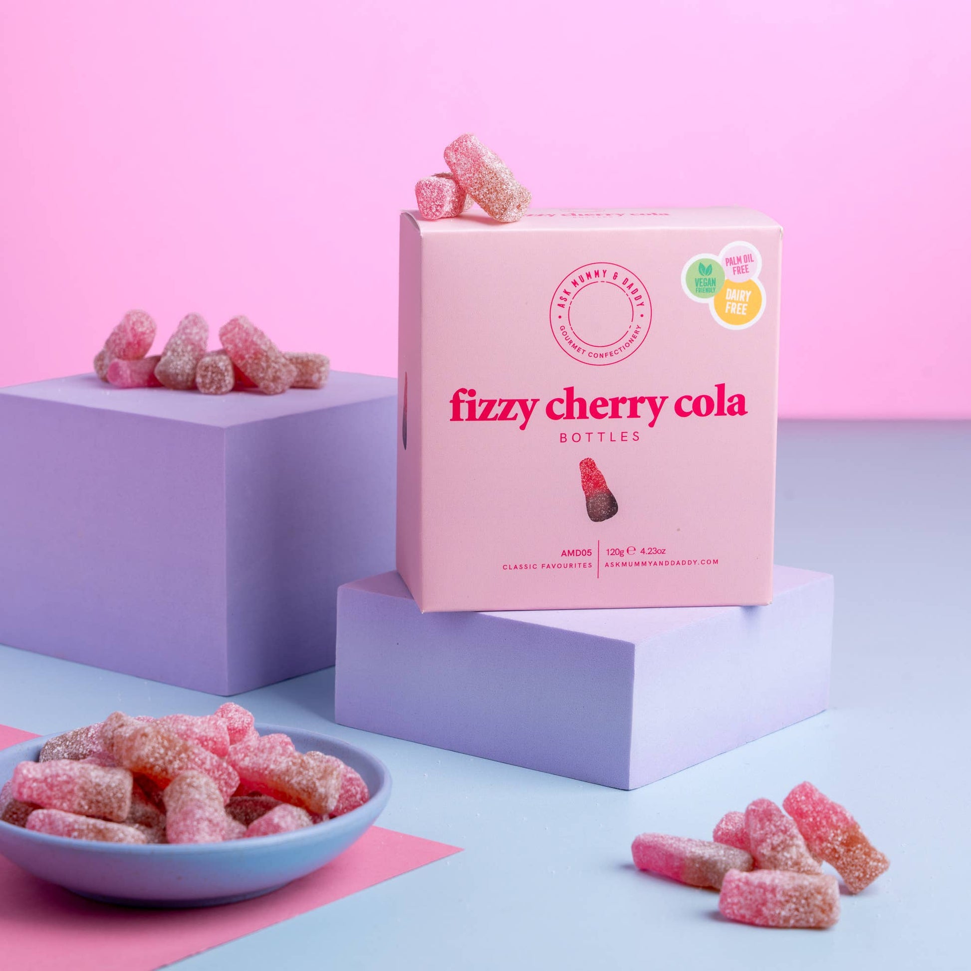 Ask Mummy & Daddy Fizzy Cherry Cola Bottles Gift Box – Cherry Cola Fizzy Sweets - REGN