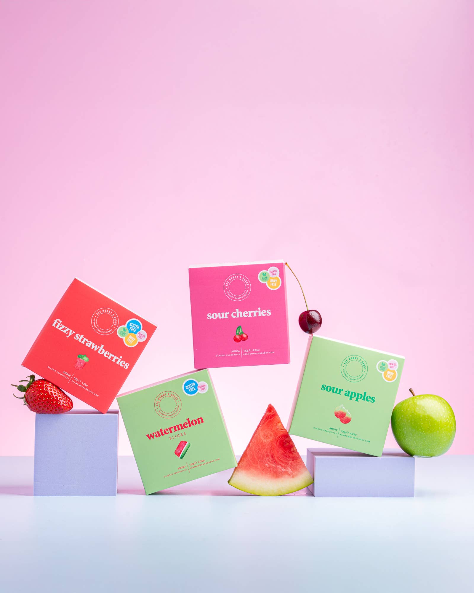 Ask Mummy & Daddy Fizzy Strawberries Gift Box – Strawberry Flavoured Fizzy Sweets - REGN