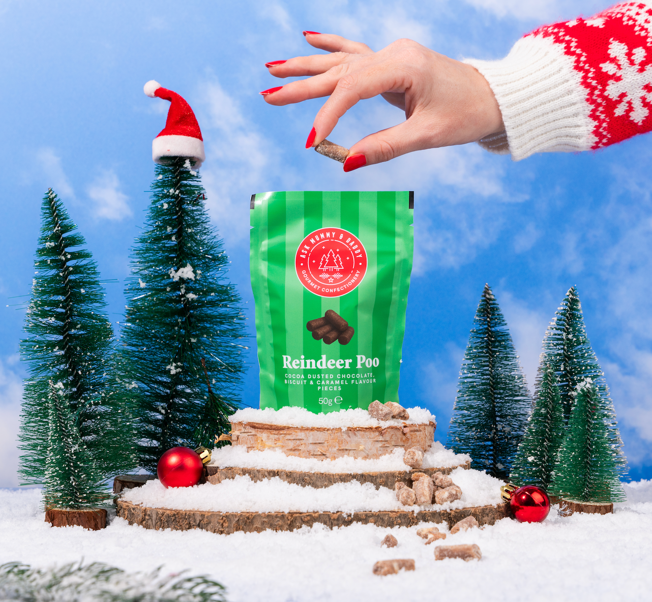 Ask Mummy & Daddy Reindeer Poo Pouch – Salted Caramel Chocolate Nibbles - REGN