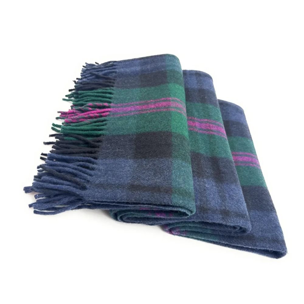 Baird Recycled Wool Blanket in Classic Tartan Check - REGN
