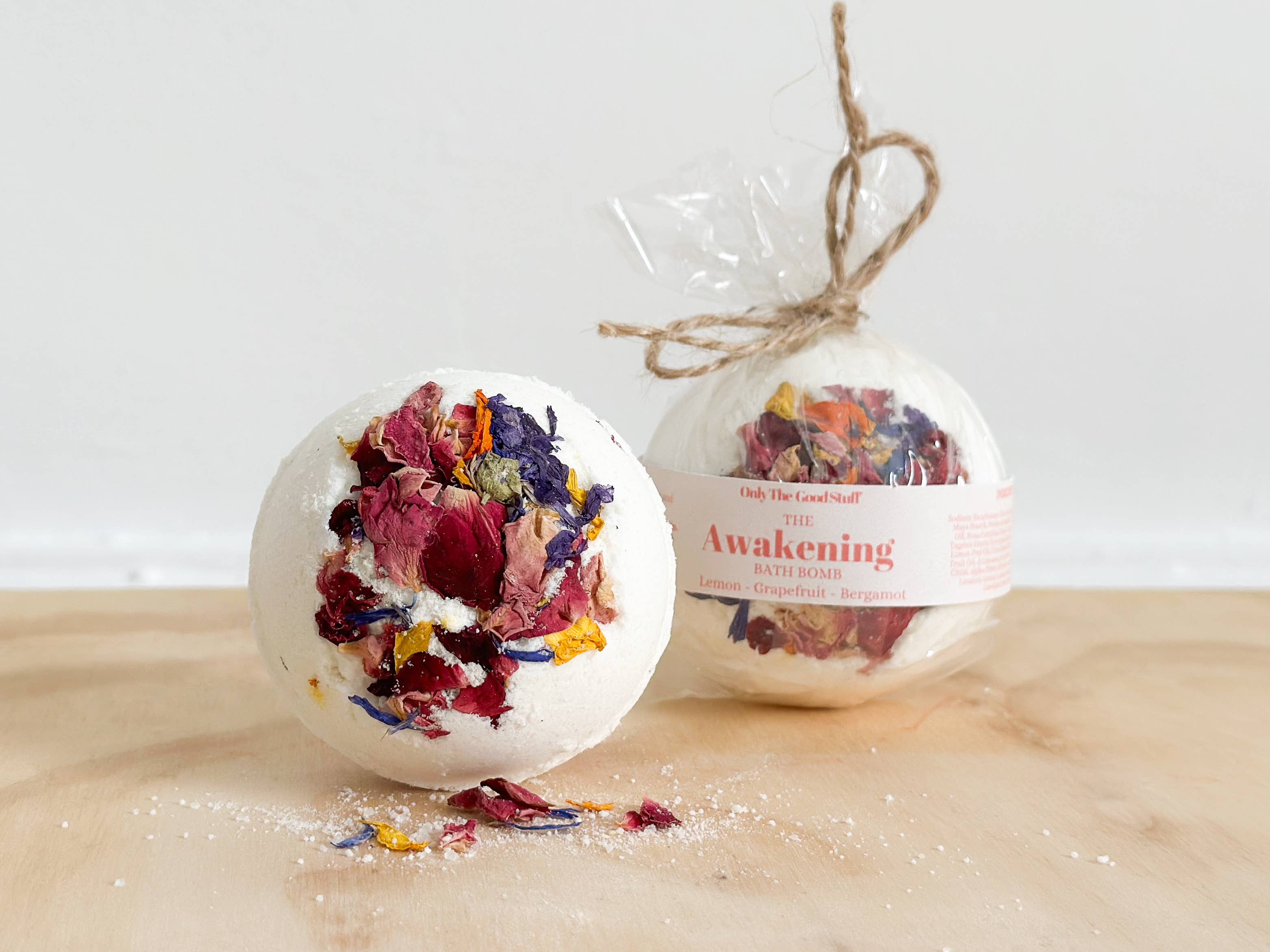 Bath Bombs - Natural & Plastic - free - REGN
