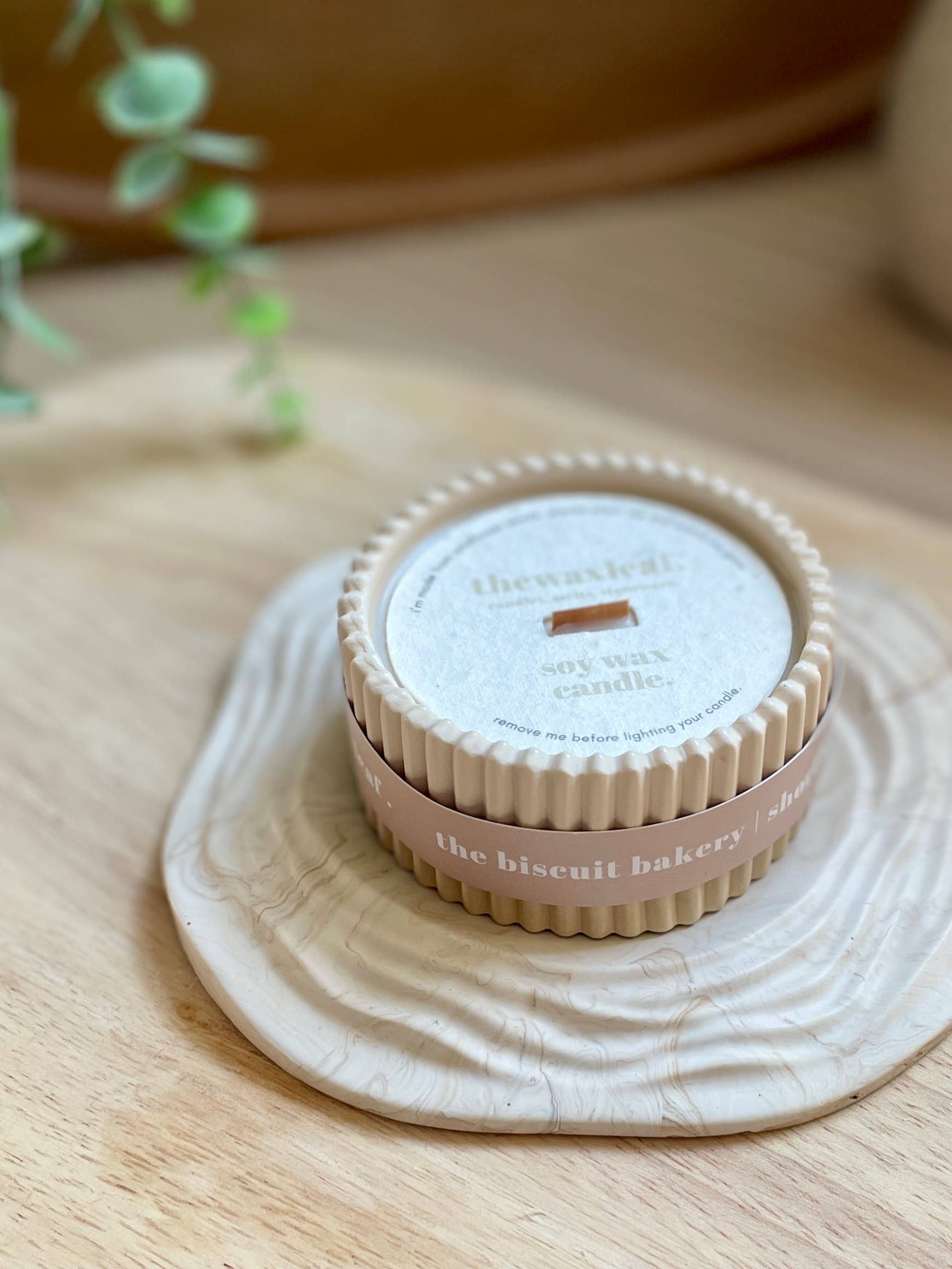 Biscuit Bakery Luxury Soy Candle – Sweet and Cozy Home Scent - REGN