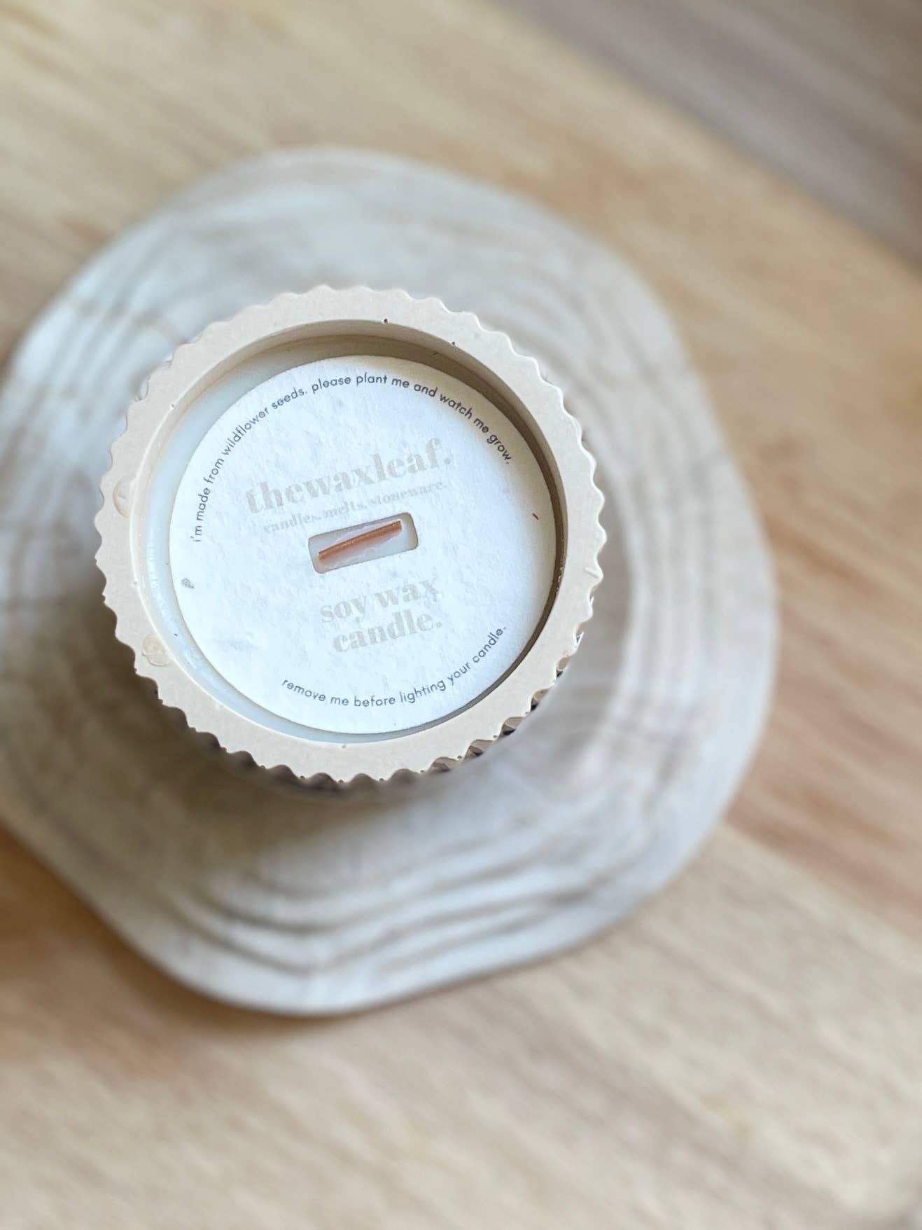 Biscuit Bakery Stoneware Soy Candle – Artisan Sweet Home Fragrance - REGN