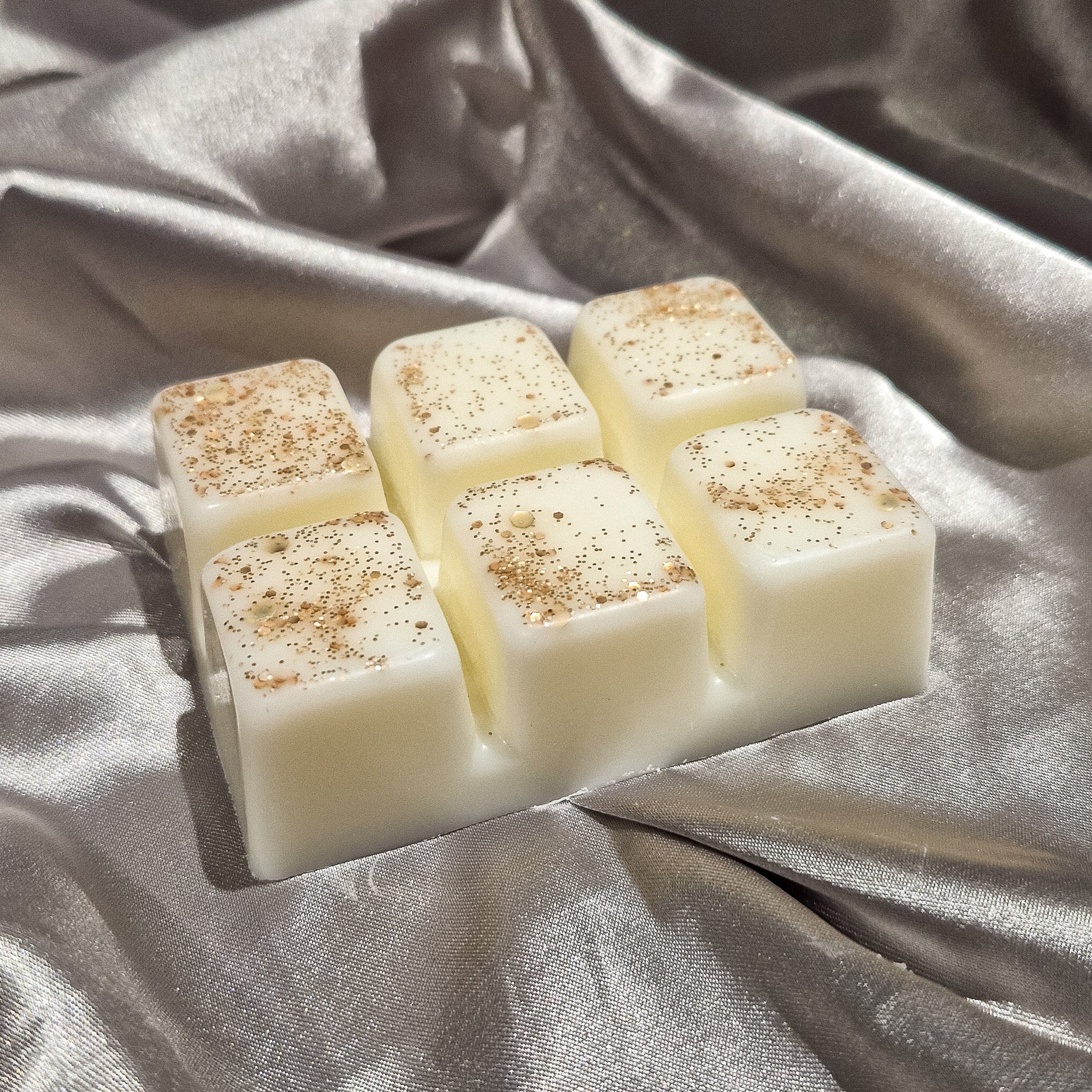 Blushing Orchid - Wax Melt Clamshell - REGN