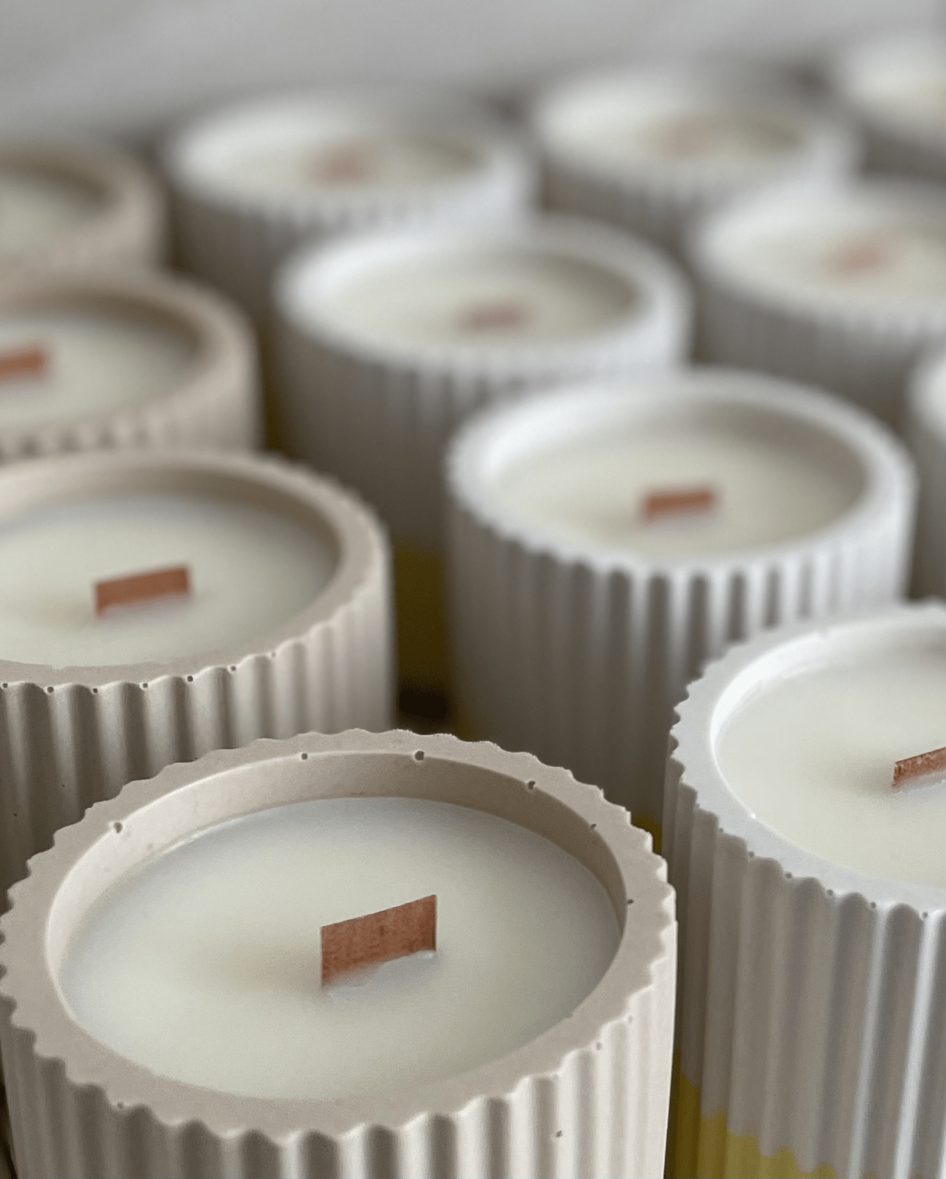 Chamomile Luxury Soy Candle – Relaxing Scandi - Inspired Fragrance - REGN