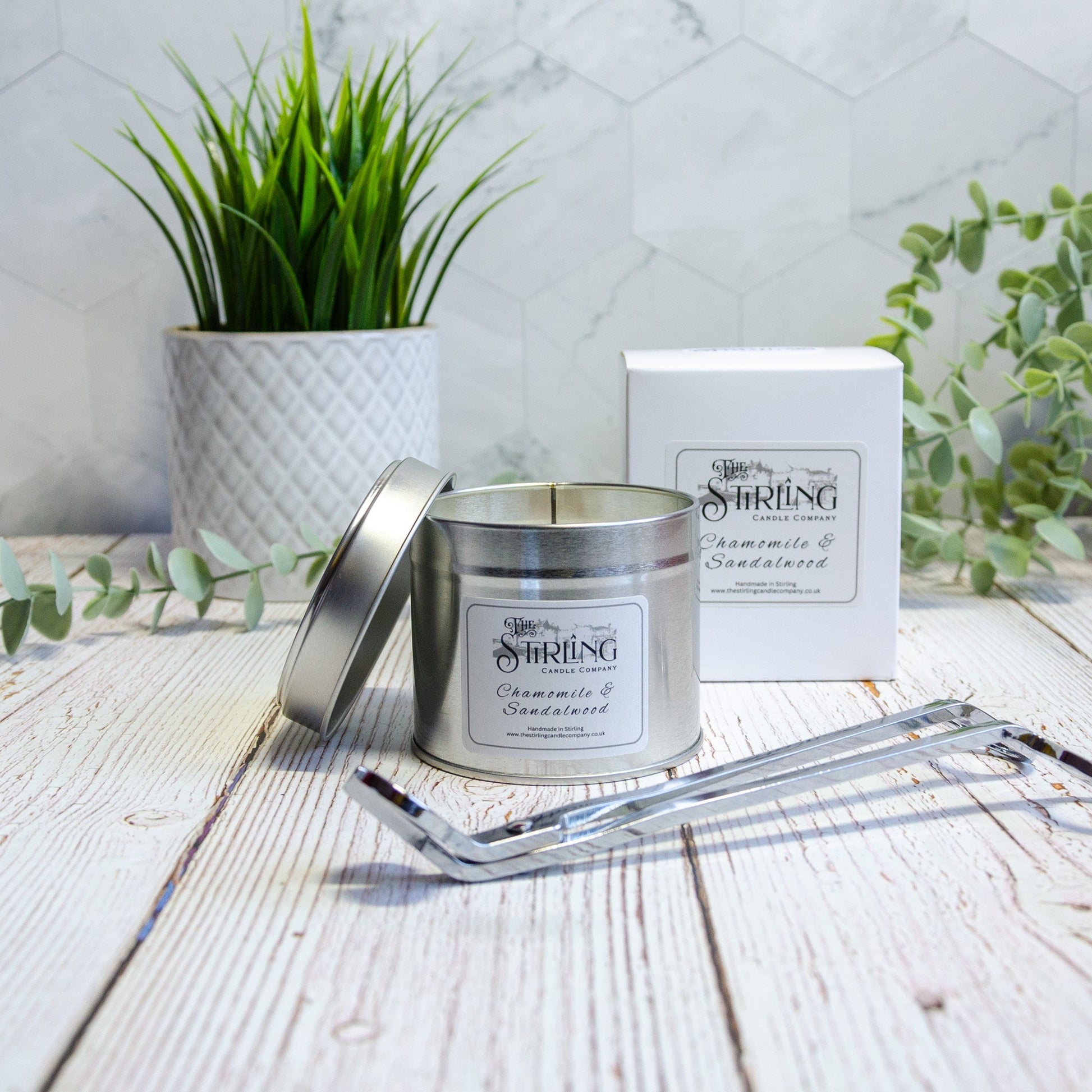 Chamomile & Sandalwood - Travel Tin Candle - Wooden Wick - REGN