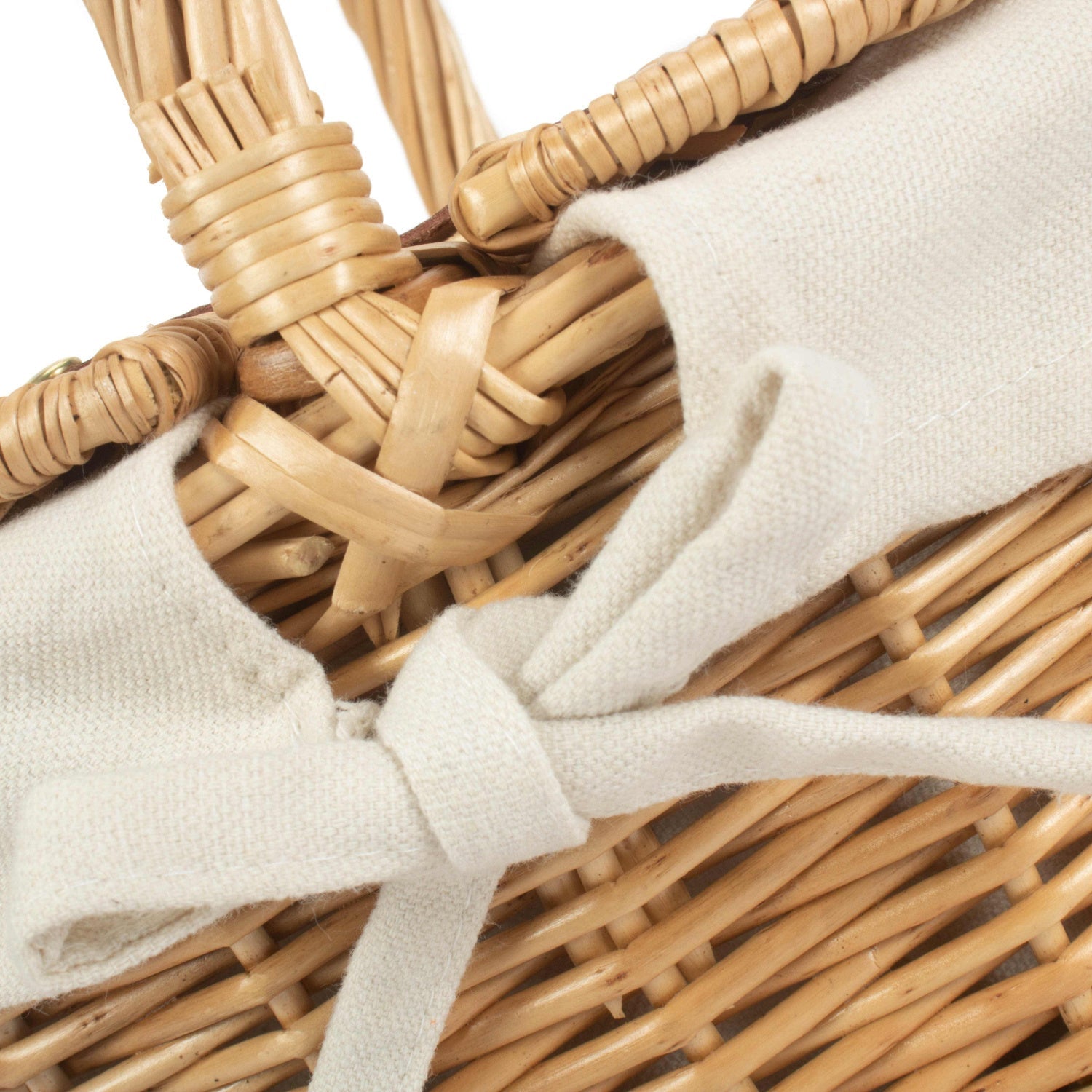 Child's Oval Willow Lidded Hamper with White Lining - REGN