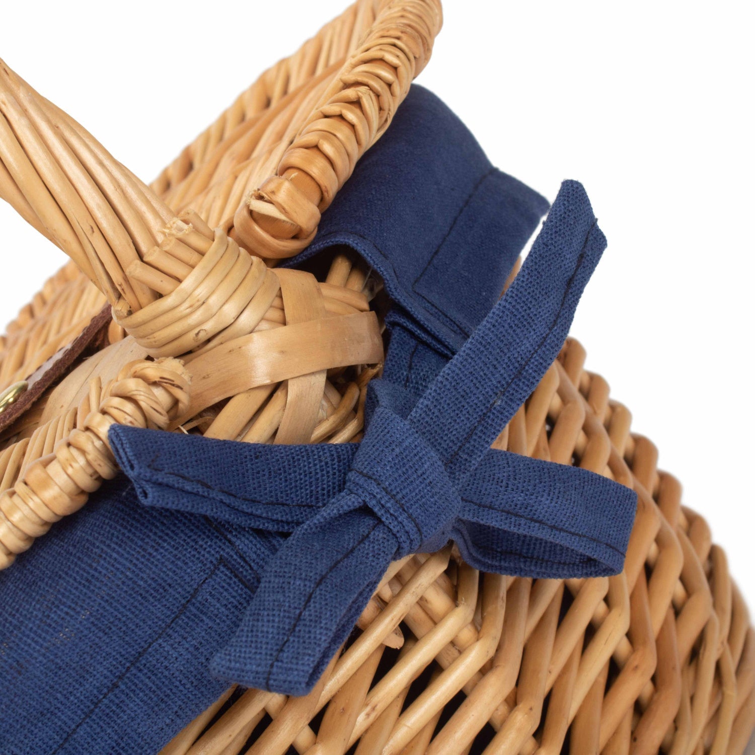 Child's Oval Willow Lidded Picnic Hamper with Navy Blue Lining - REGN