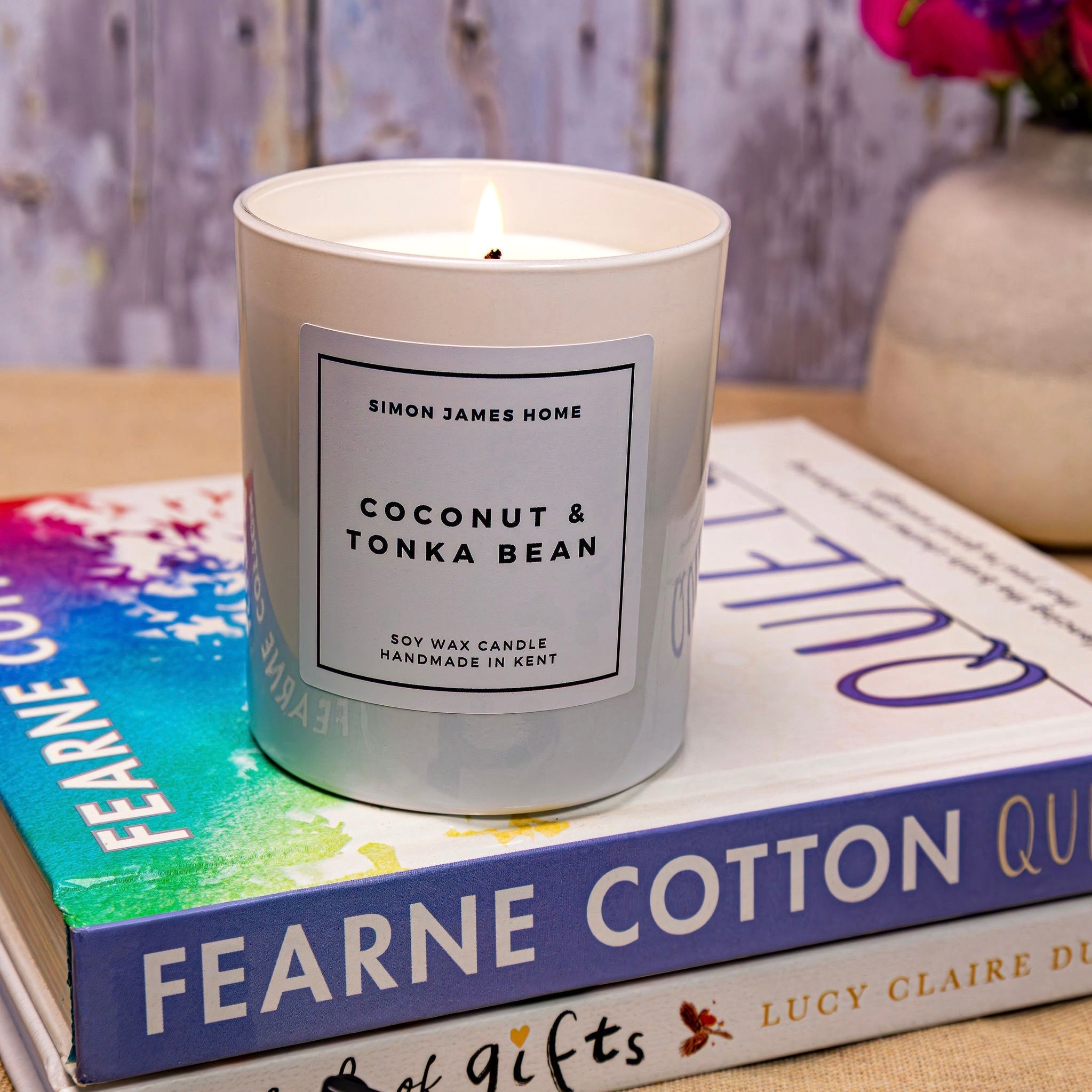 Coconut & Tonka Bean Candle - Luxury Soy Wax - Handmade Coconut Candle - REGN