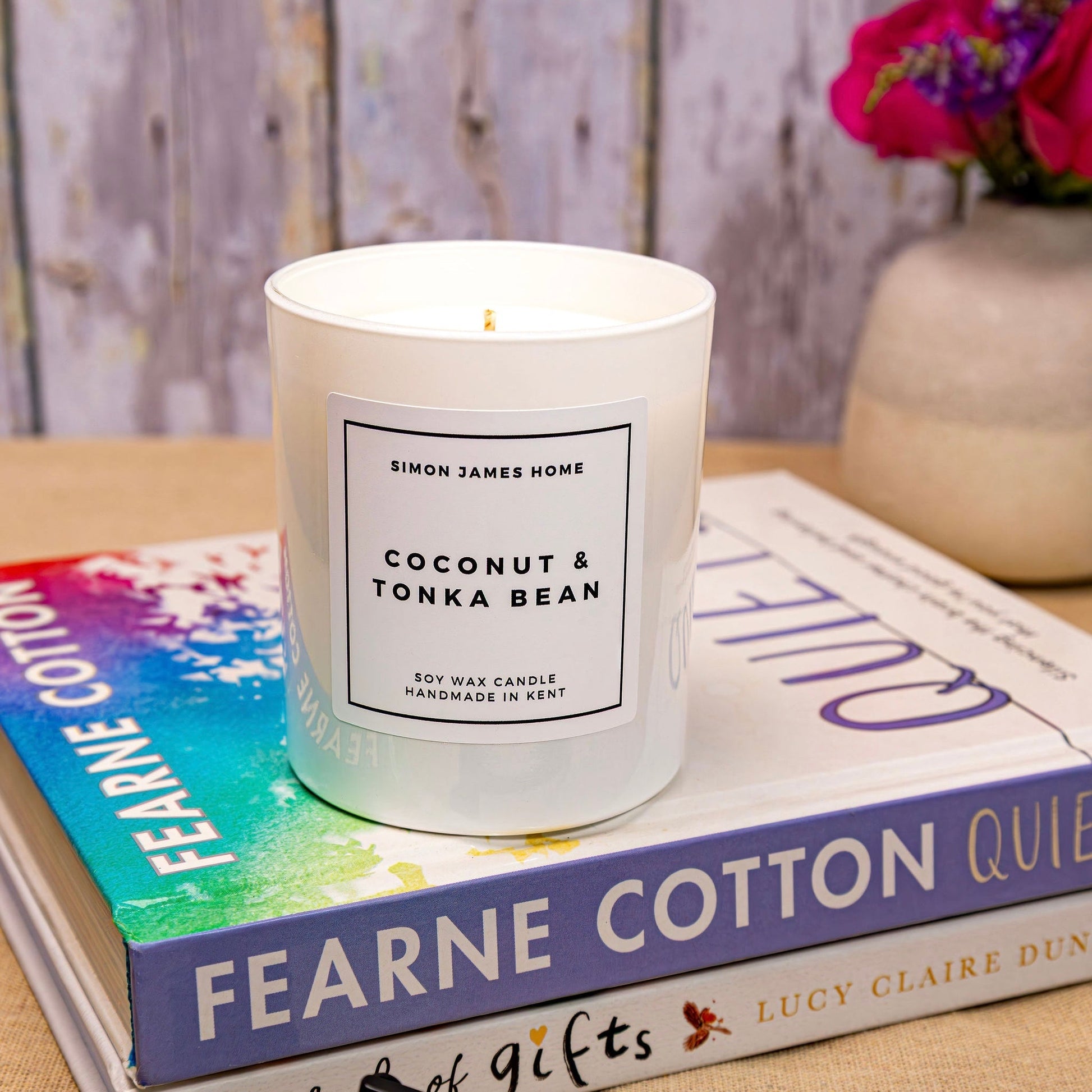 Coconut & Tonka Bean Candle - Luxury Soy Wax - Handmade Coconut Candle - REGN