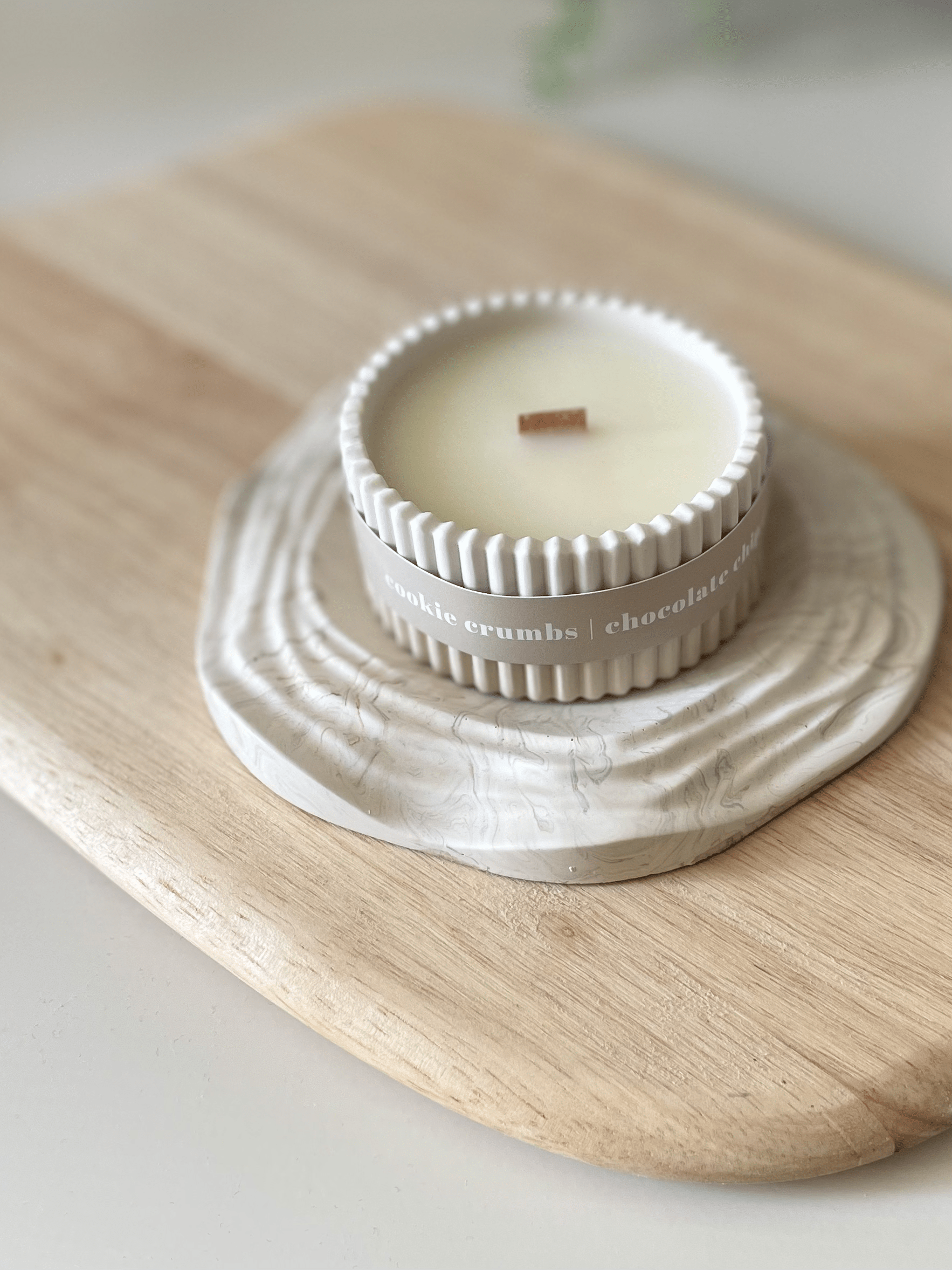 Cookie Crumbs Stoneware Soy Candle – Warm Scandi - Inspired Home Scent - REGN