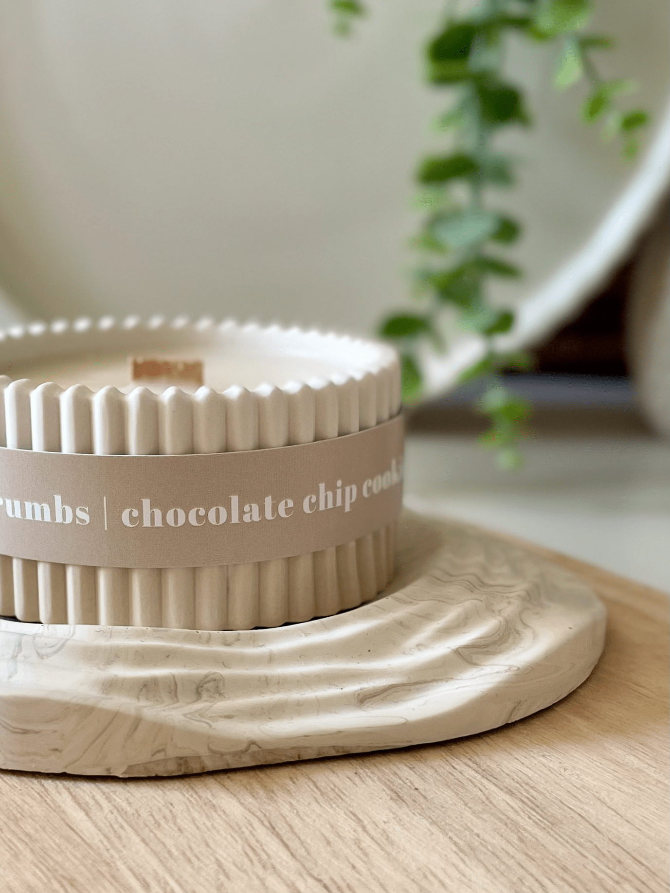 Cookie Crumbs Stoneware Soy Candle – Warm Scandi - Inspired Home Scent - REGN