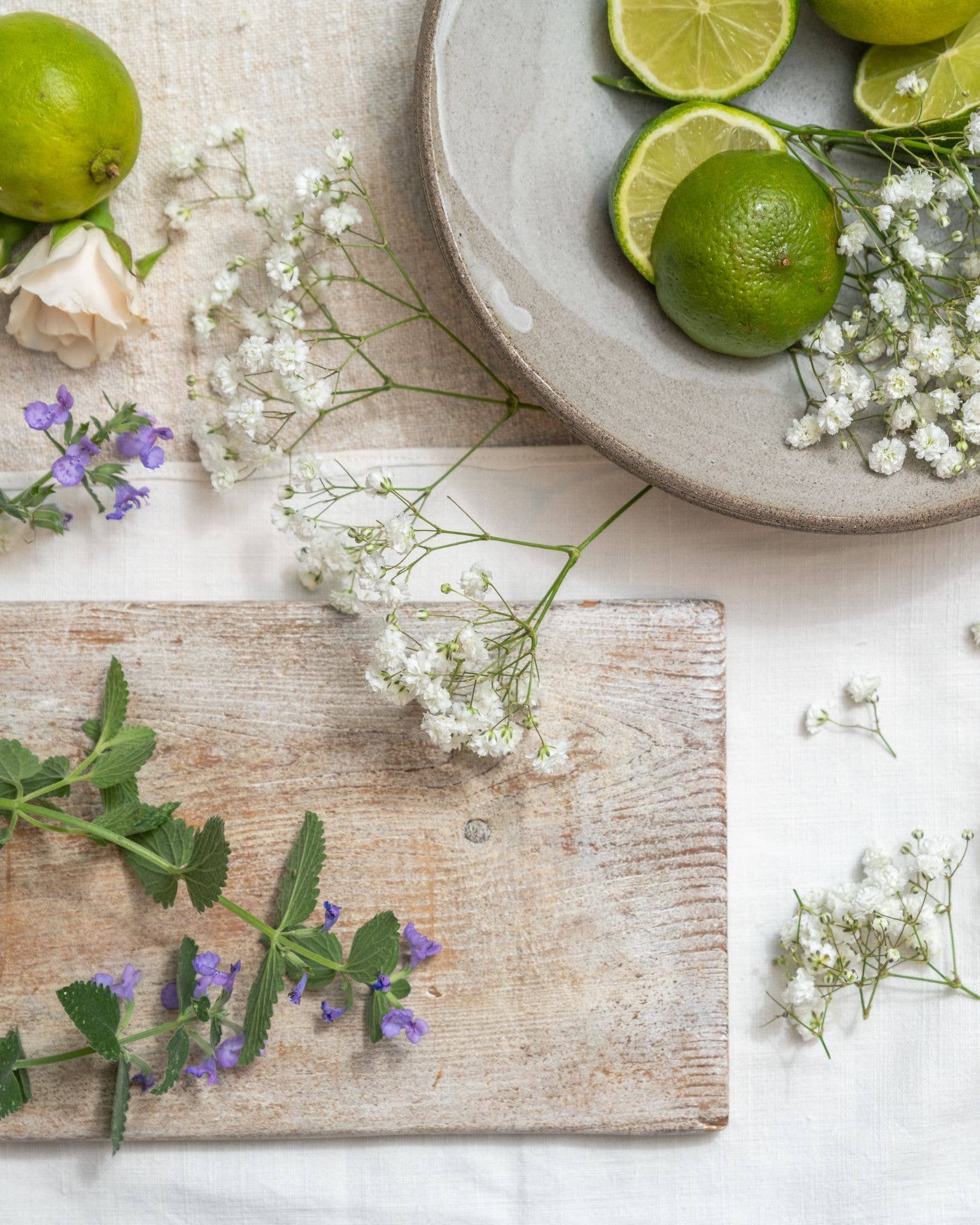 Crease Release Spray – Freshen & Smooth Your Fabrics - REGN