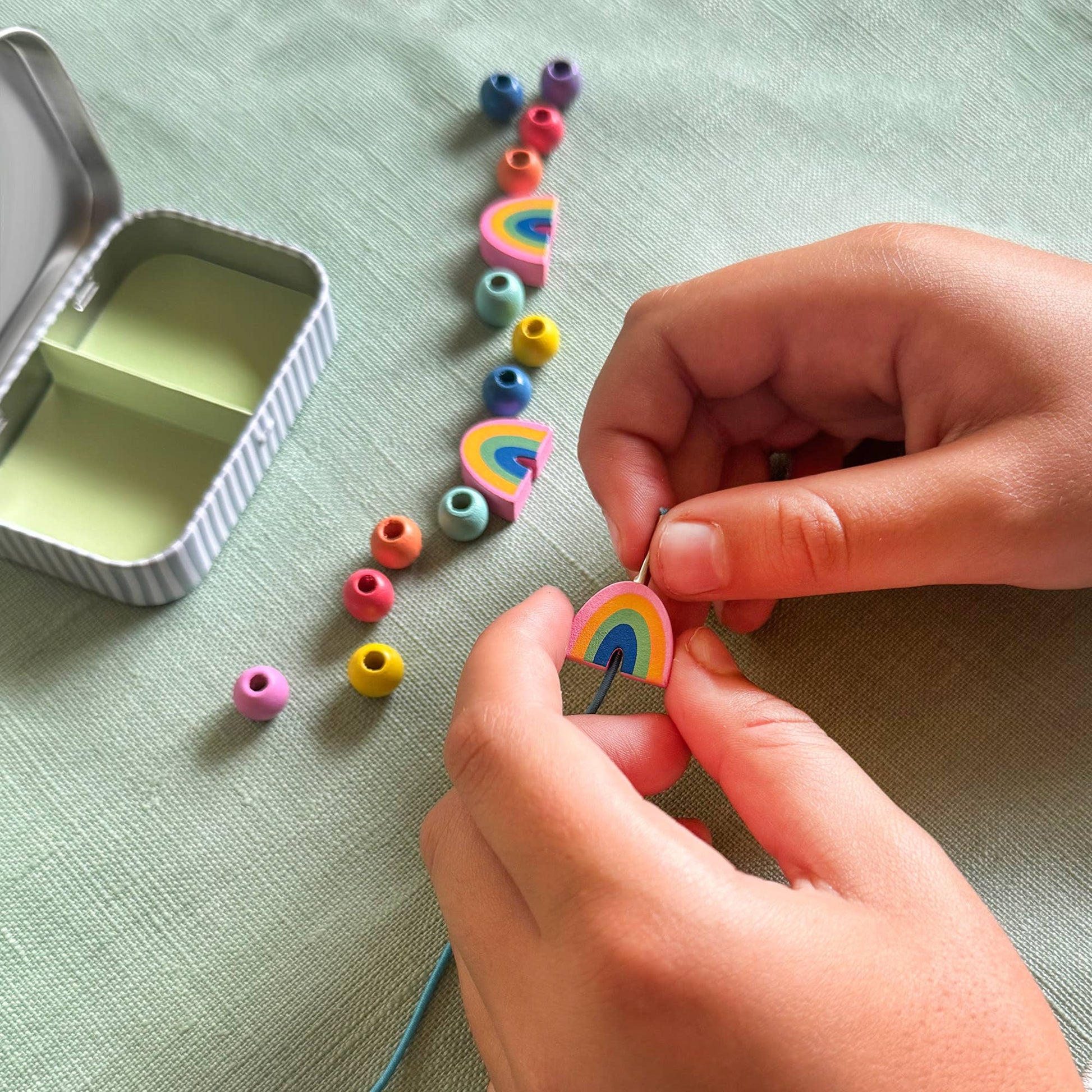 Create Your Own Rainbow Bracelet Craft Gift Kit in Reusable Tin - REGN