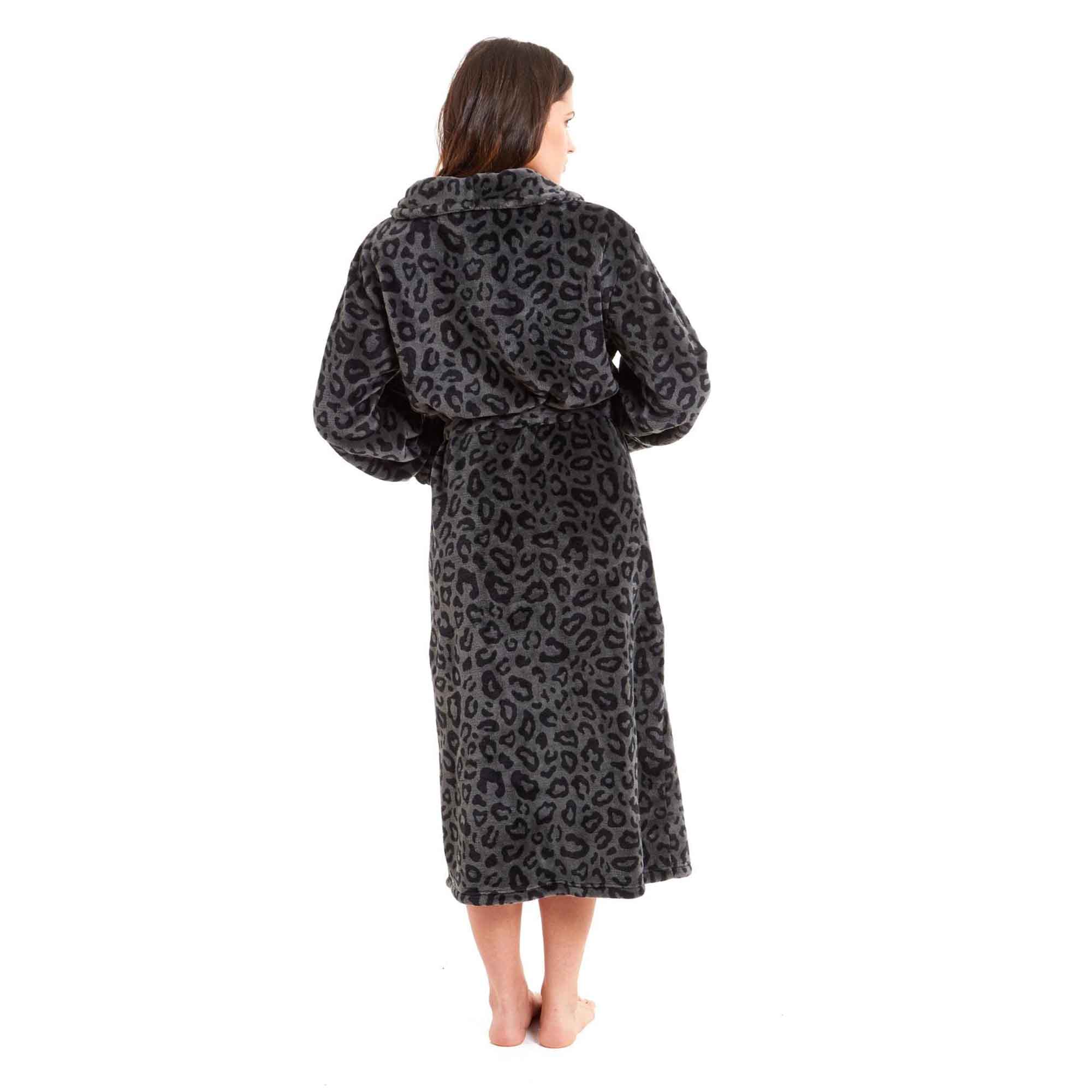 Daisy Dreamer Women's Leopard Print Plush Fleece Bath Robe Dressing Gown Ultra Soft - REGN