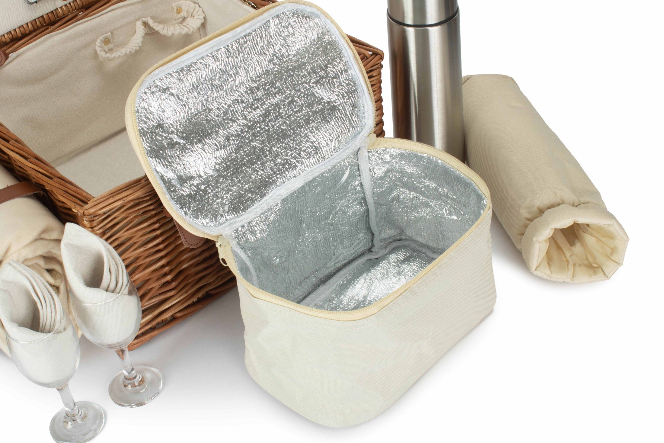Deluxe 2 Person Hamper - REGN