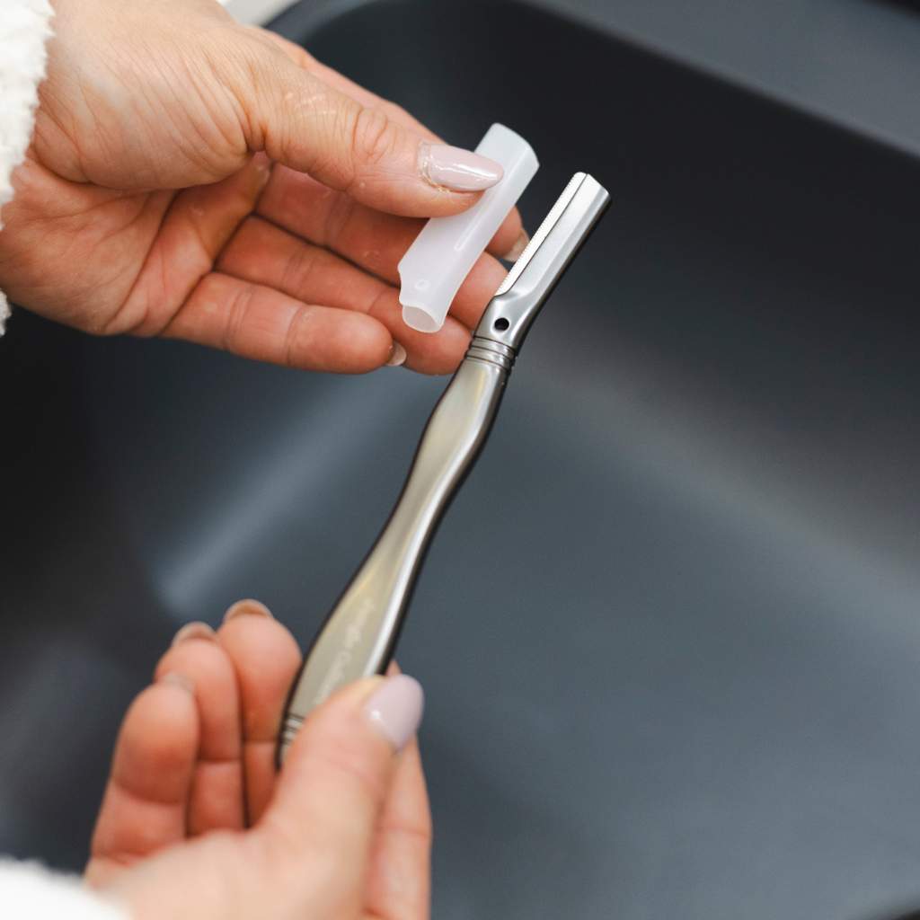 Dermaplaner - Eyebrow Razor & Facial Hair Shaper - REGN