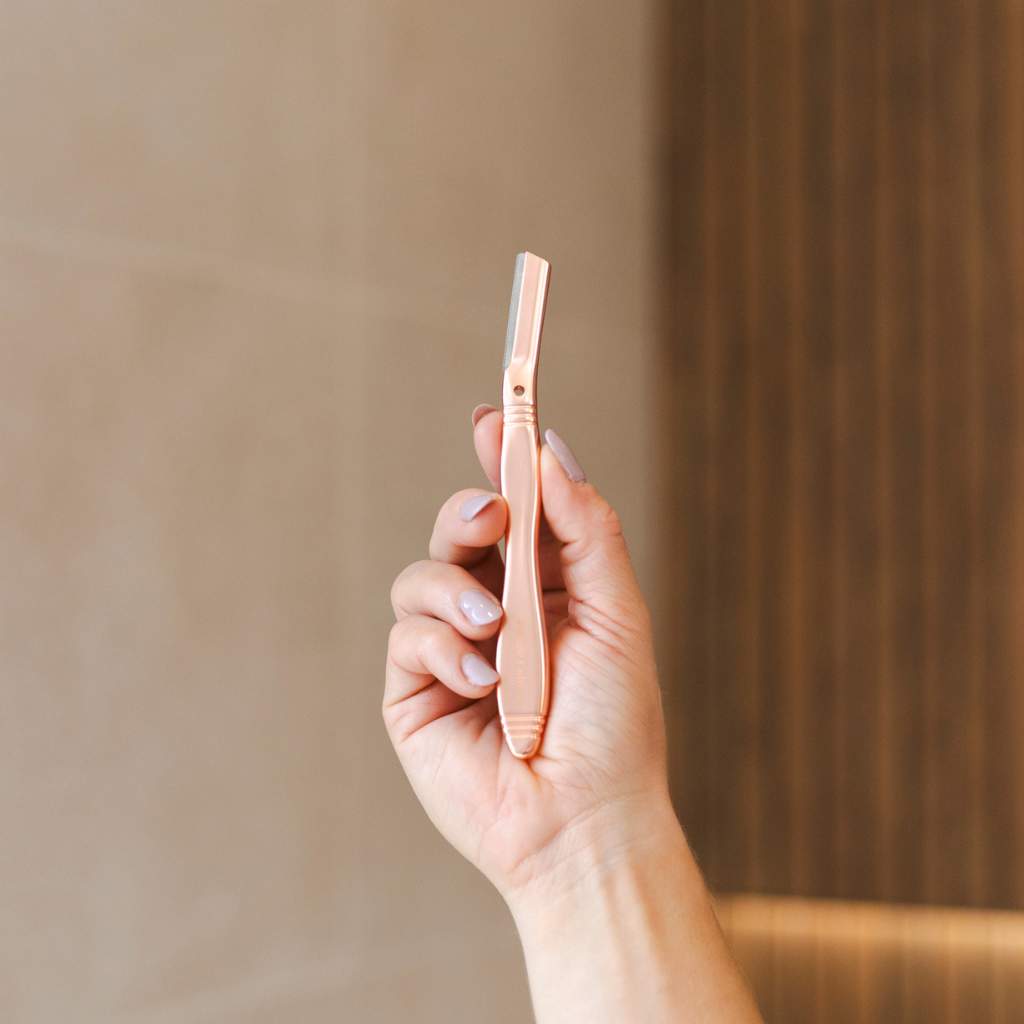 Dermaplaner - Eyebrow Razor & Facial Hair Shaper - REGN