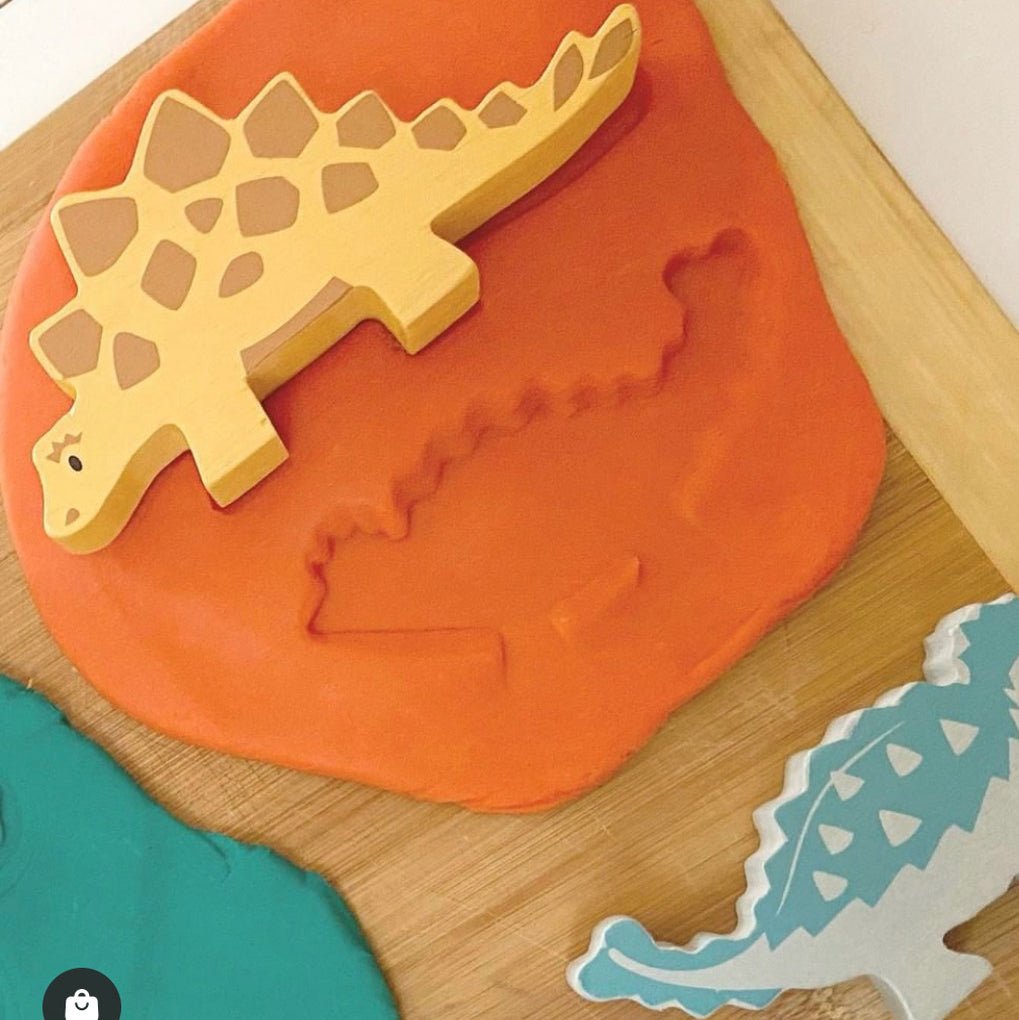 Dinosaurs - Stegosaurus - REGN