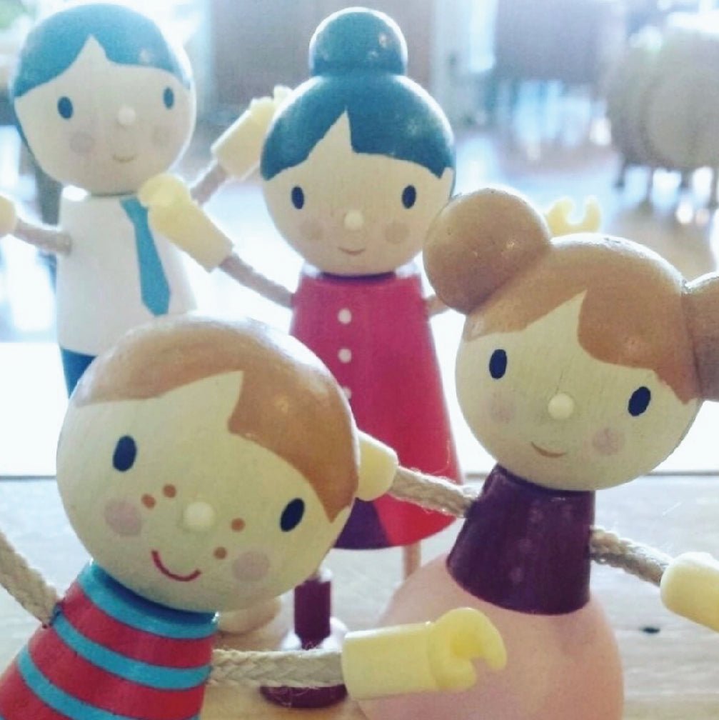 Doll Family - REGN