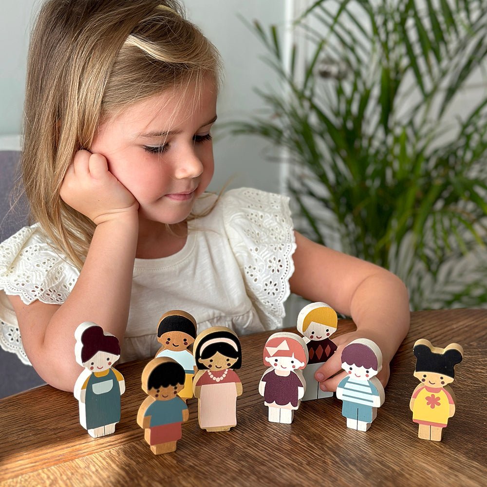 Doll Family With Dog - REGN